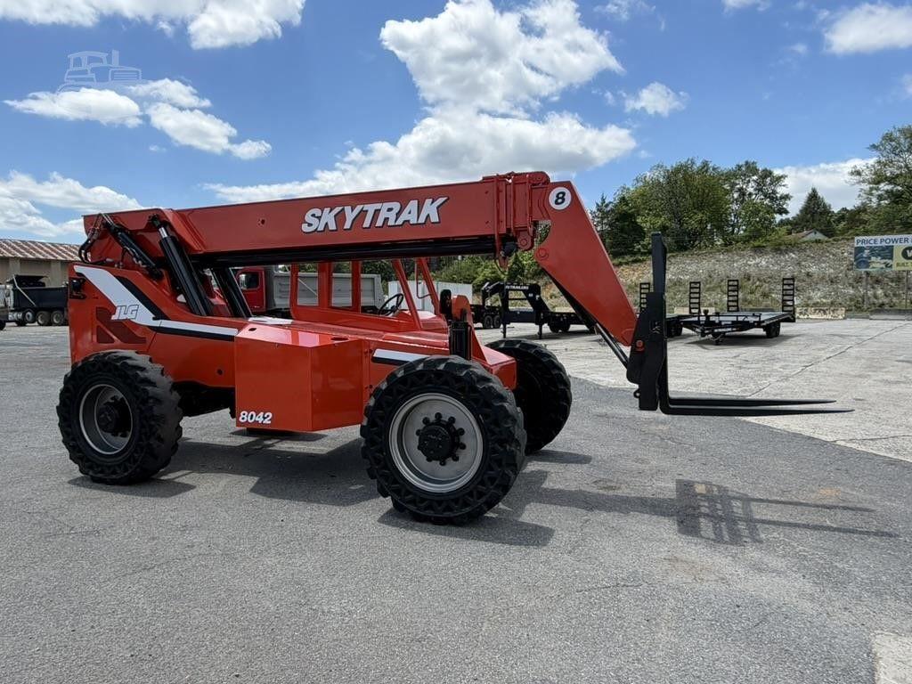 2015 SKY TRAK 8042 photo 4