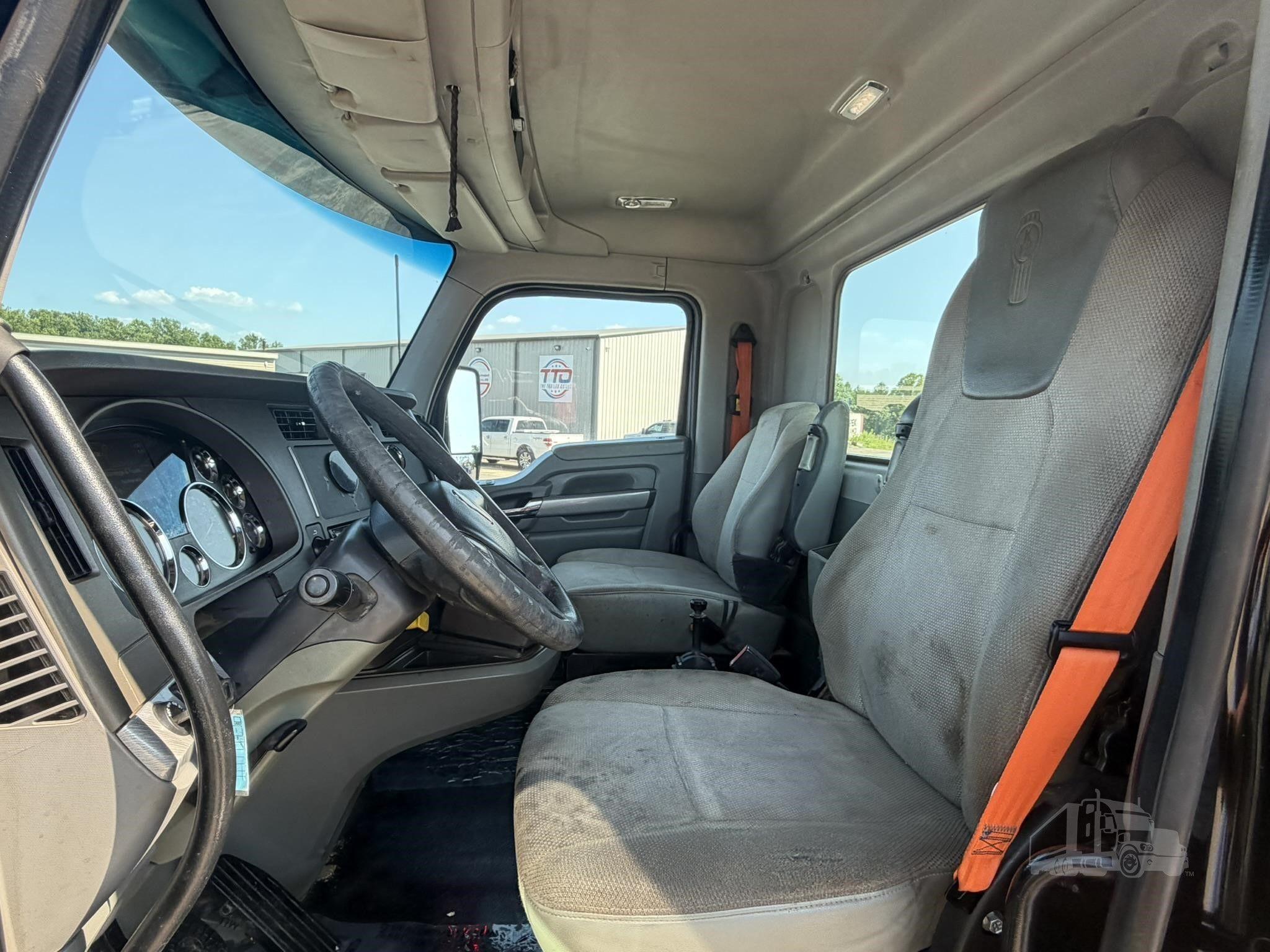 2016 KENWORTH T880 photo 63