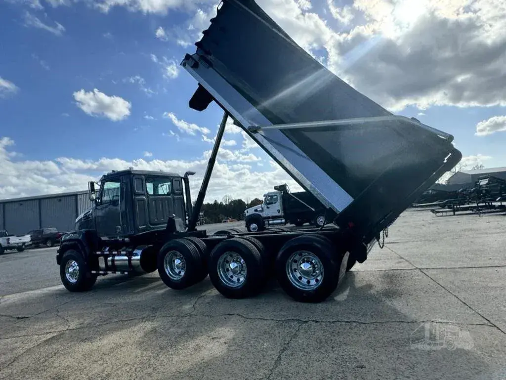 2018 WESTERN STAR 4700 photo 41