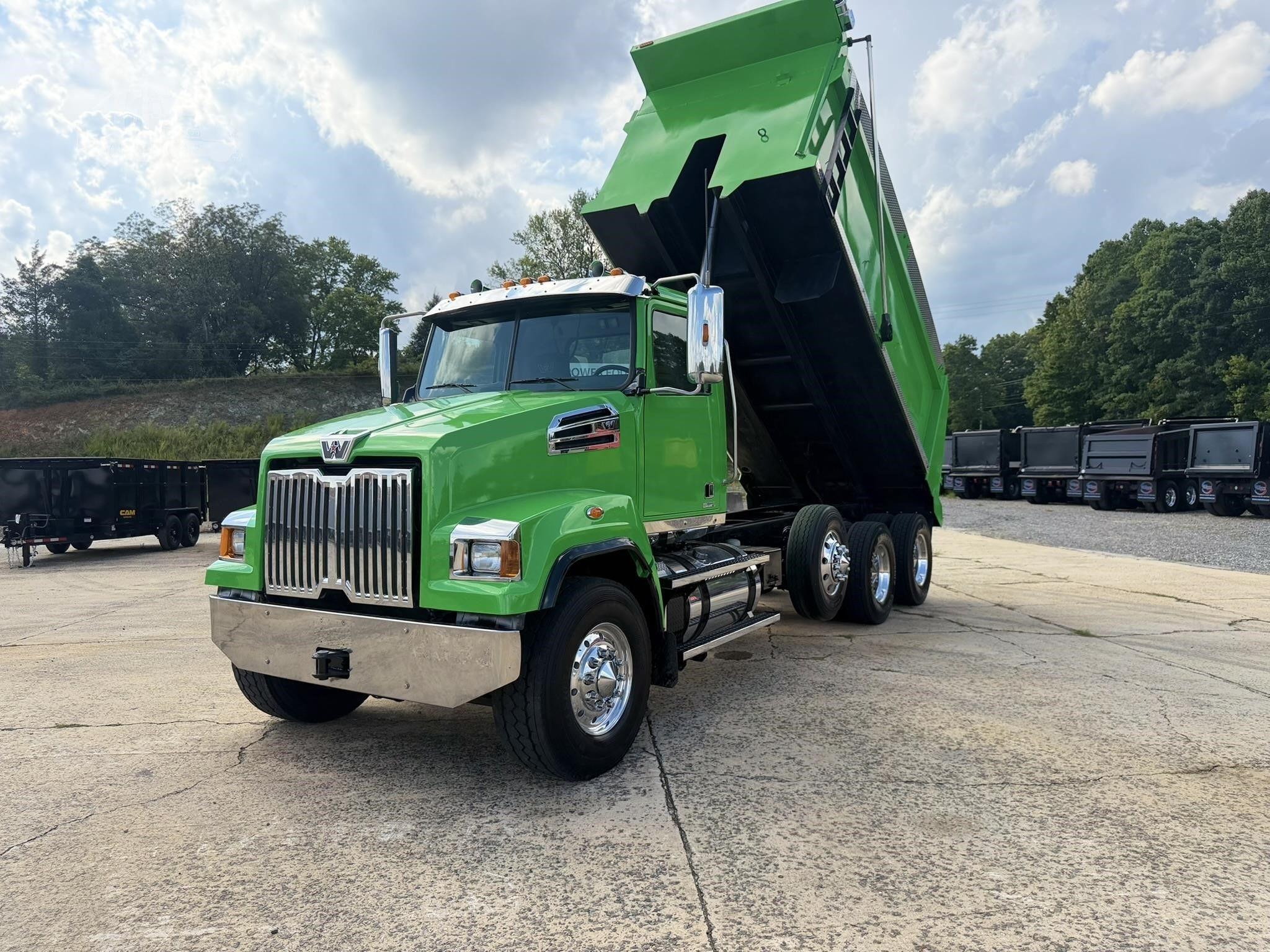 2018 WESTERN STAR 4700 photo 8