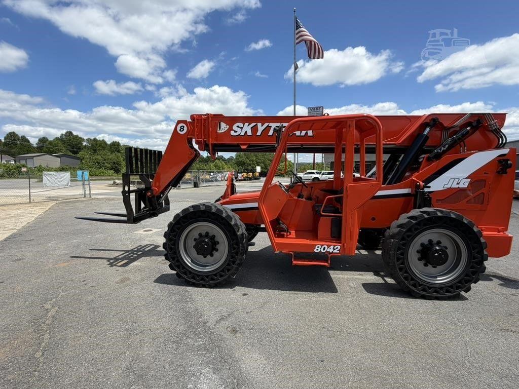 2015 SKY TRAK 8042 photo 19