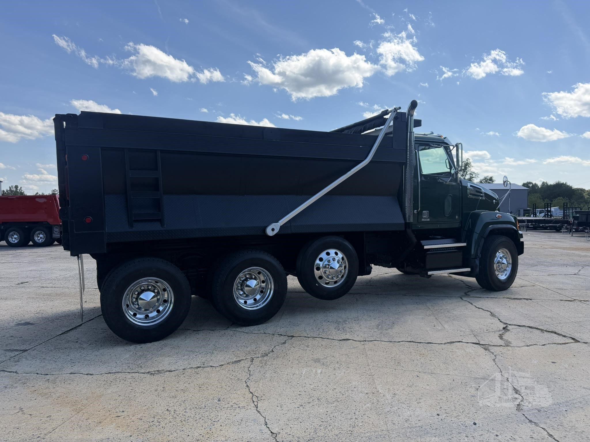 2016 WESTERN STAR 4700 photo 9