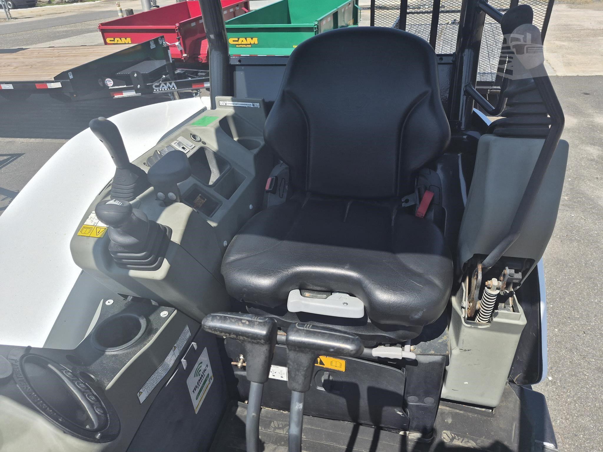 2018 BOBCAT E32I photo 4