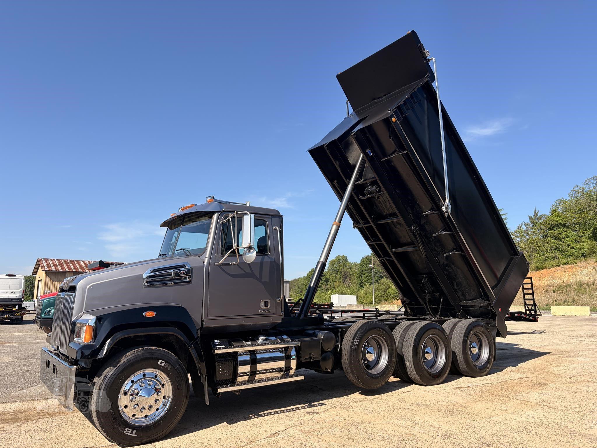 2016 WESTERN STAR 4700 photo 29