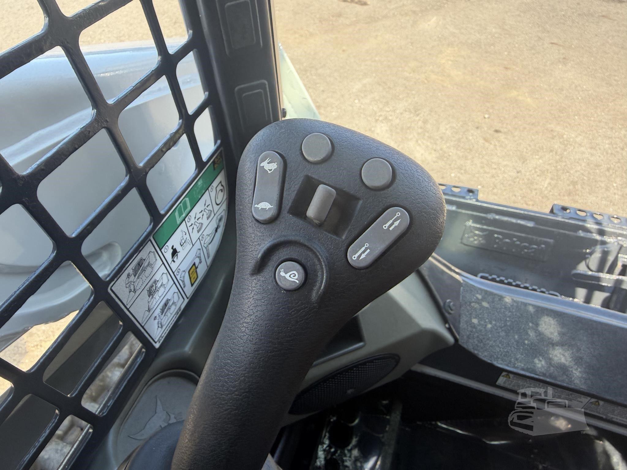 2023 BOBCAT T595 photo 23