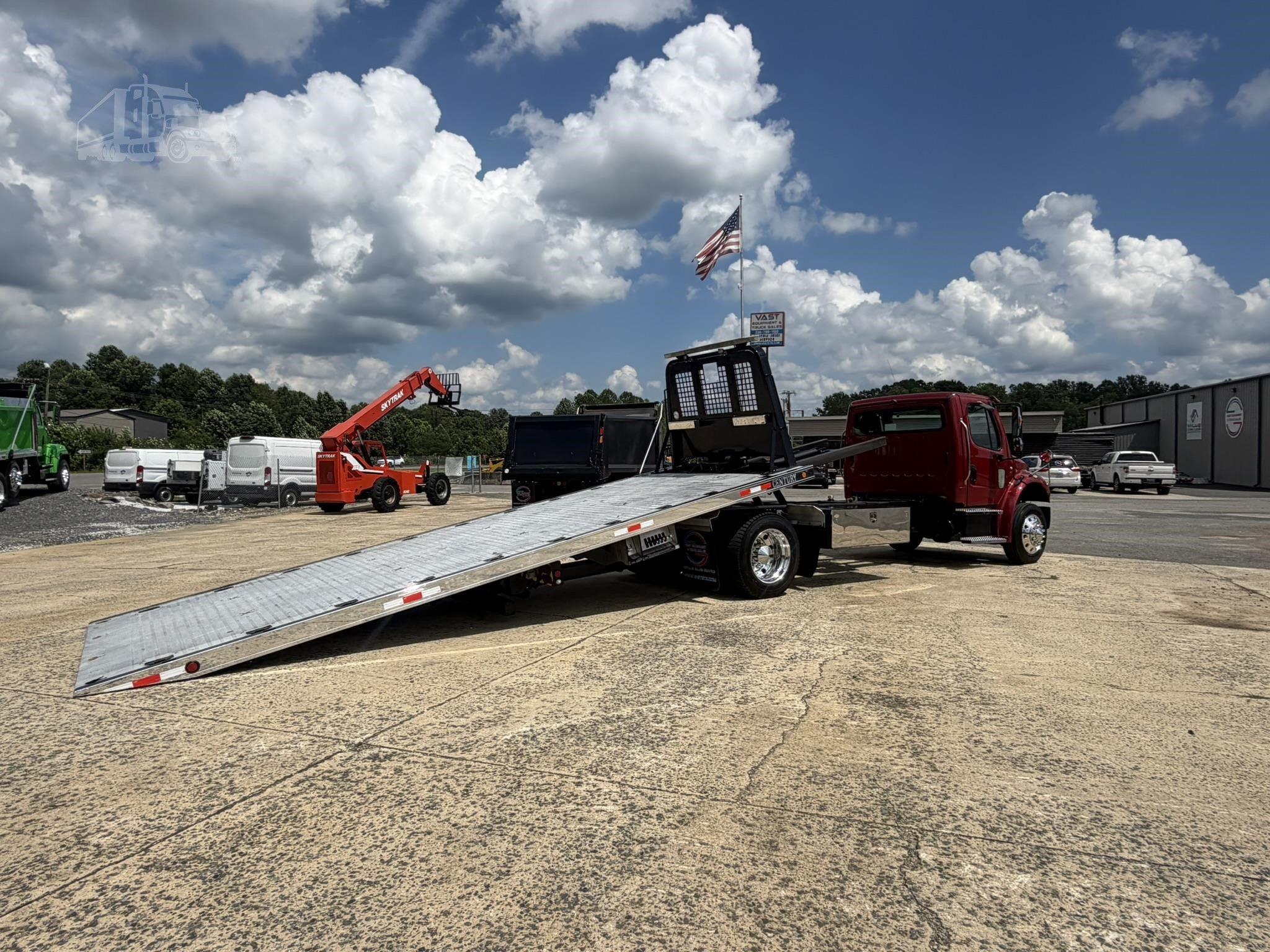 2018 FREIGHTLINER BUSINESS CLASS M2 106 photo 57