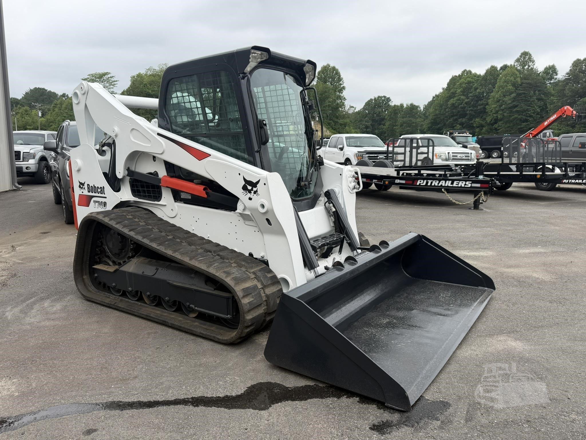 2018 BOBCAT T740 photo 4