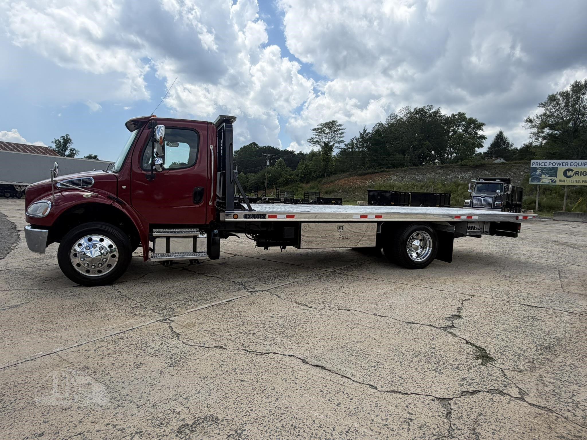 2018 FREIGHTLINER BUSINESS CLASS M2 106 photo 46