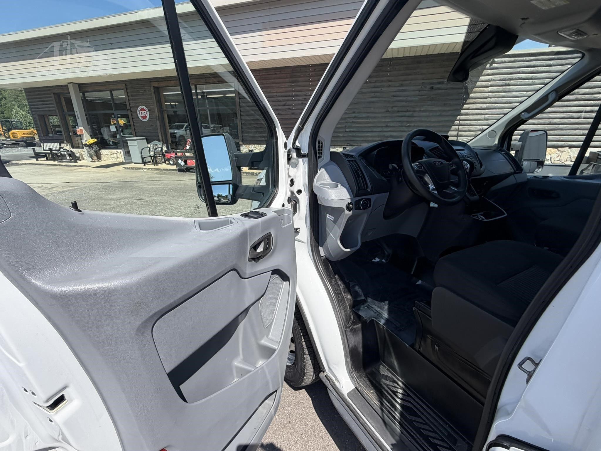 2018 FORD TRANSIT photo 21