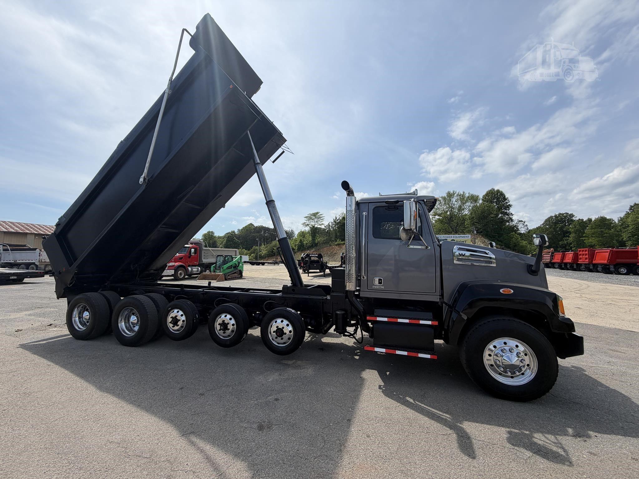 2015 WESTERN STAR 4700 photo 36