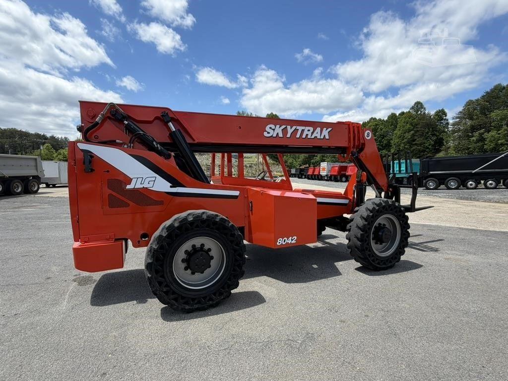 2015 SKY TRAK 8042 photo 6