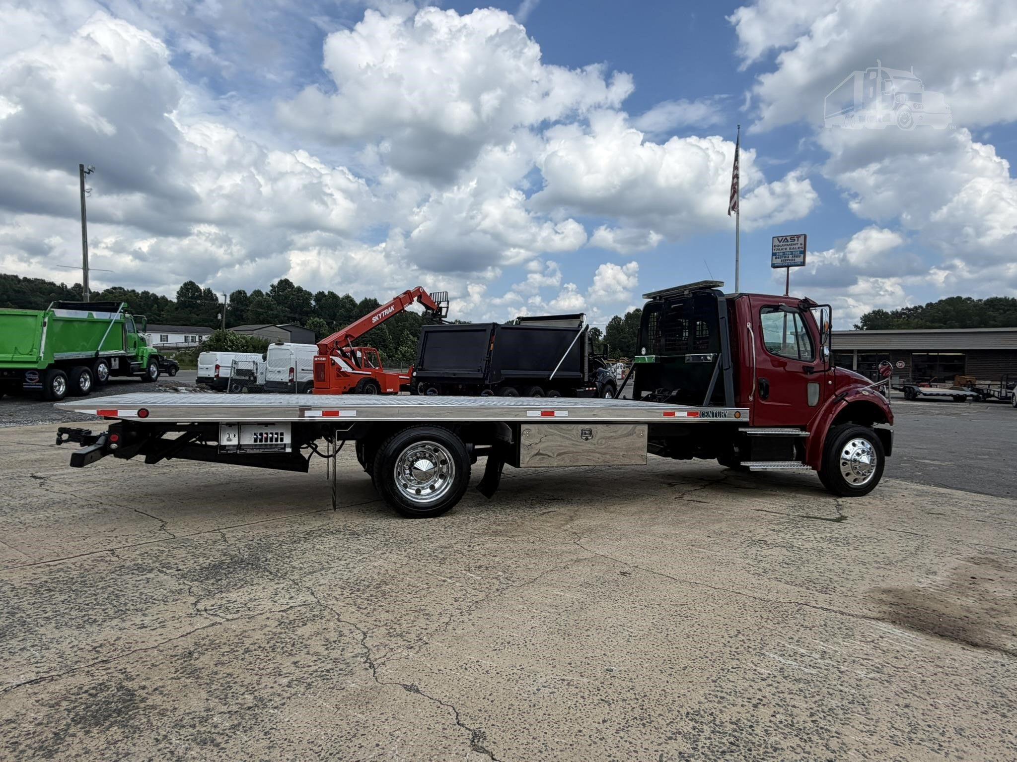 2018 FREIGHTLINER BUSINESS CLASS M2 106 photo 17