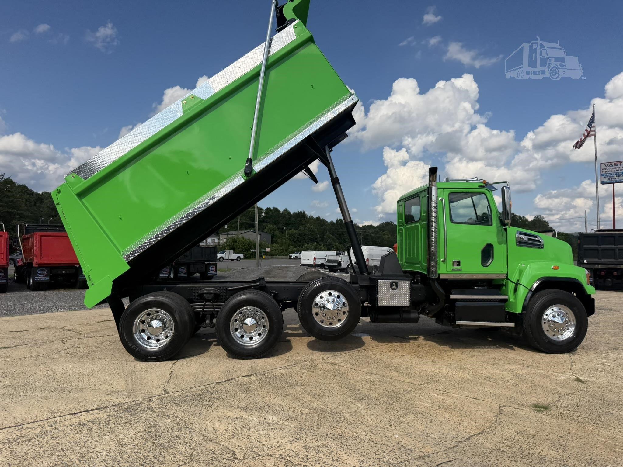 2018 WESTERN STAR 4700 photo 31