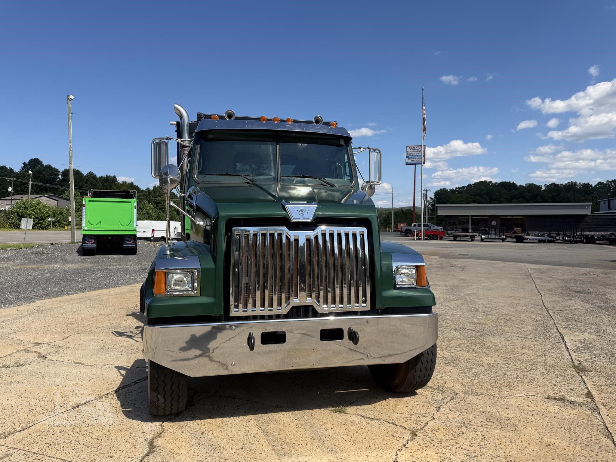 2016 WESTERN STAR 4700 photo 21