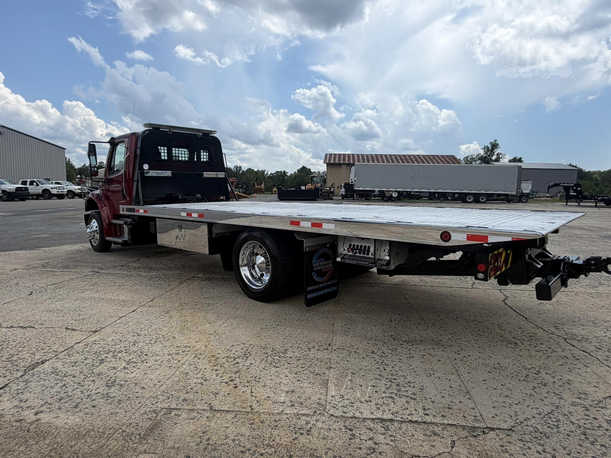 2018 FREIGHTLINER BUSINESS CLASS M2 106 photo 36