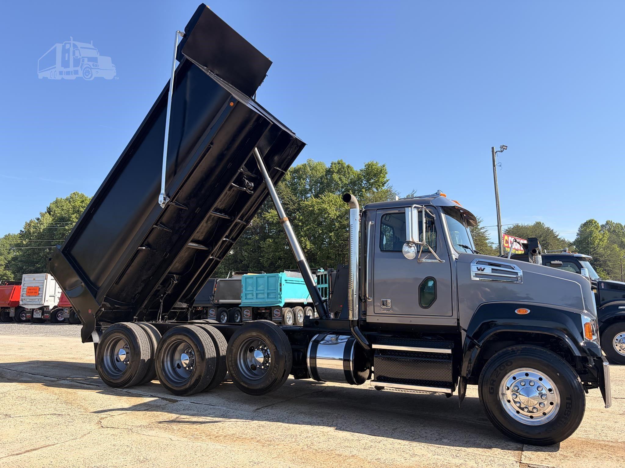 2016 WESTERN STAR 4700 photo 28