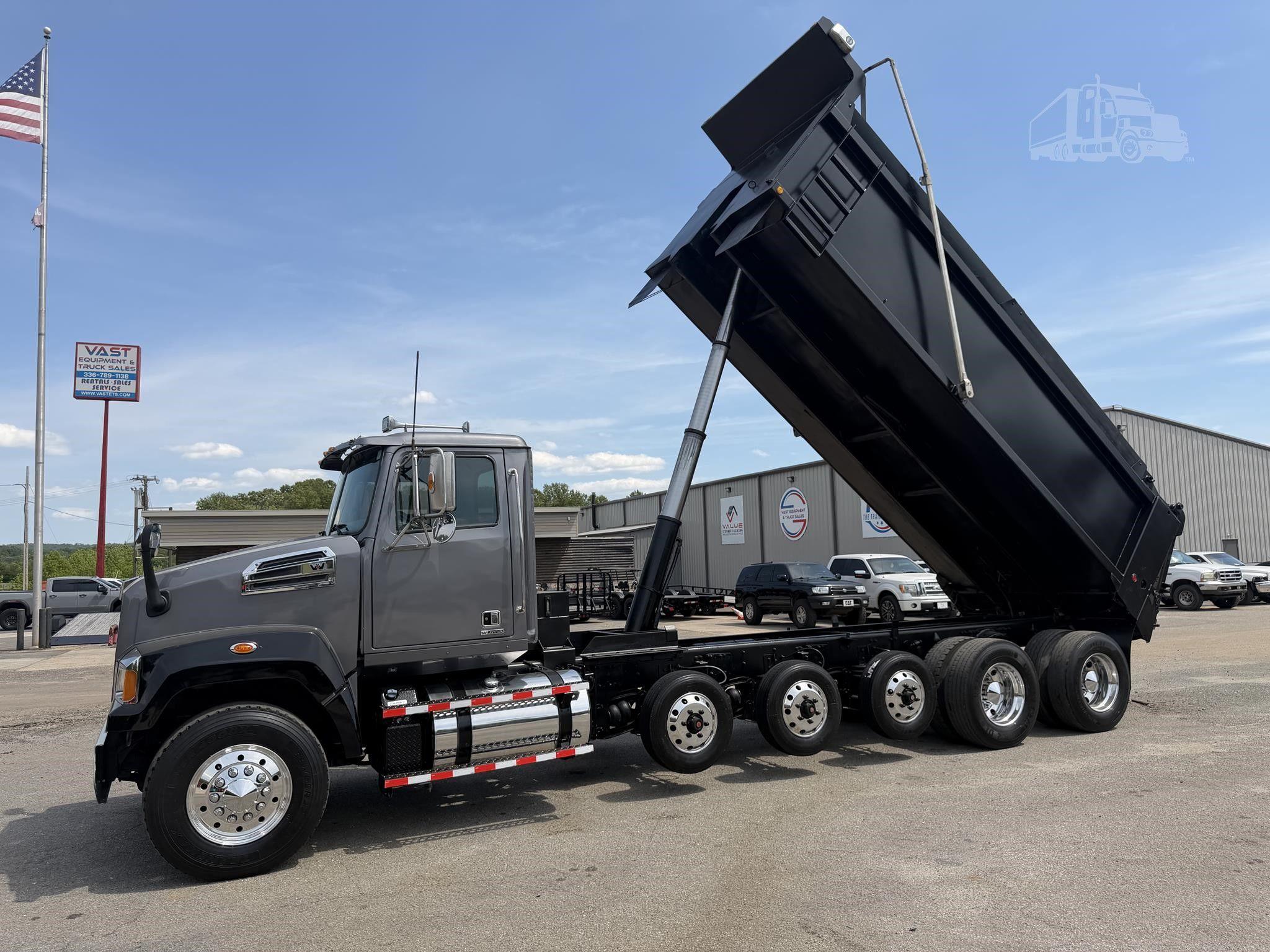 2015 WESTERN STAR 4700 photo 11