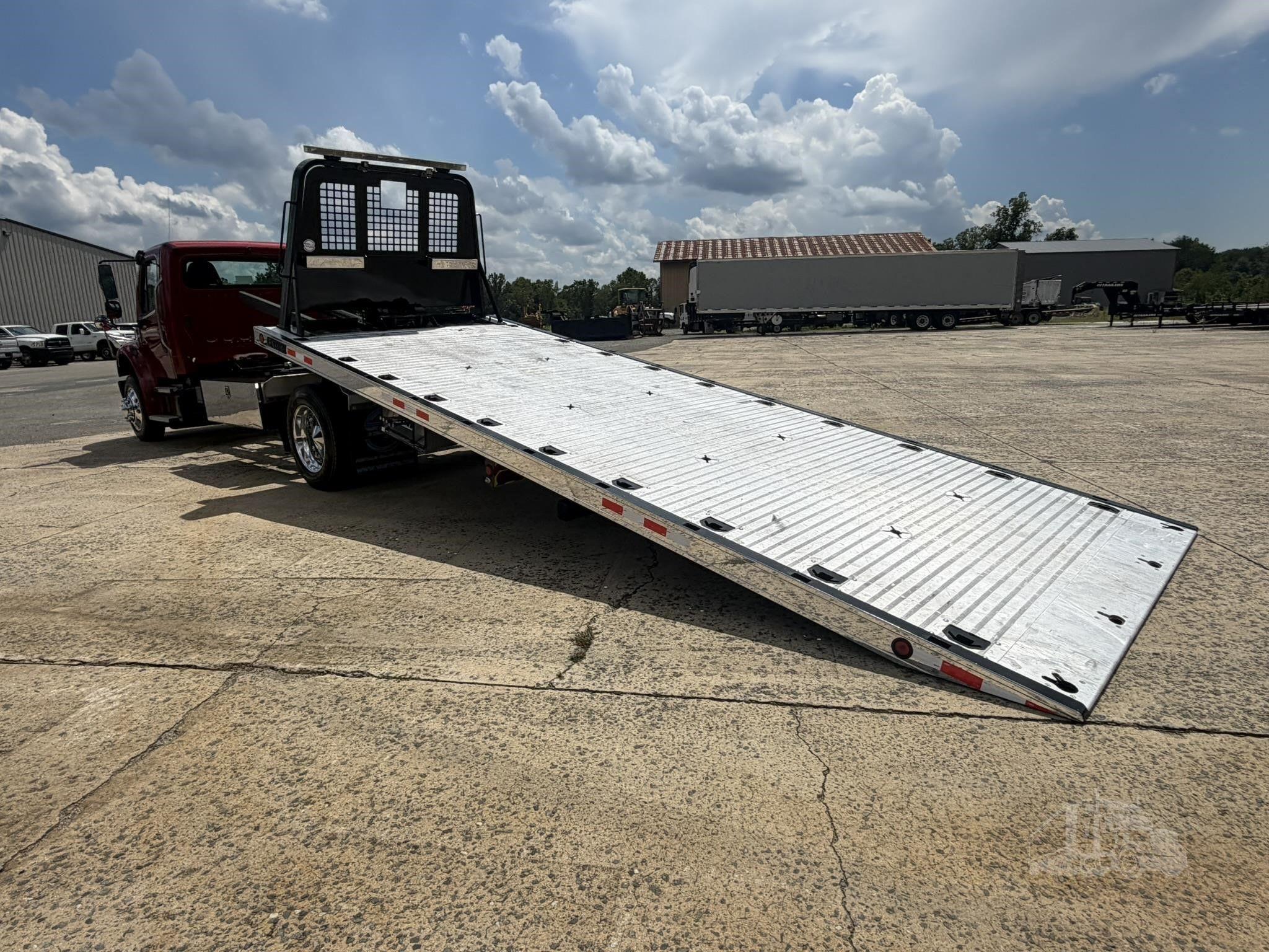 2018 FREIGHTLINER BUSINESS CLASS M2 106 photo 58