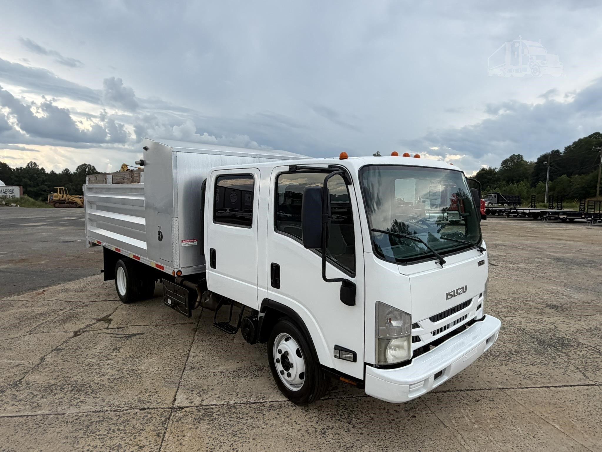 2016 ISUZU NPR HD photo 26