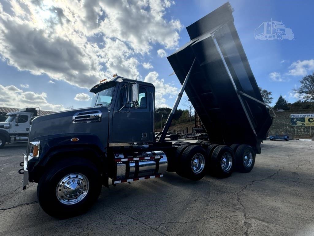 2018 WESTERN STAR 4700 photo 24