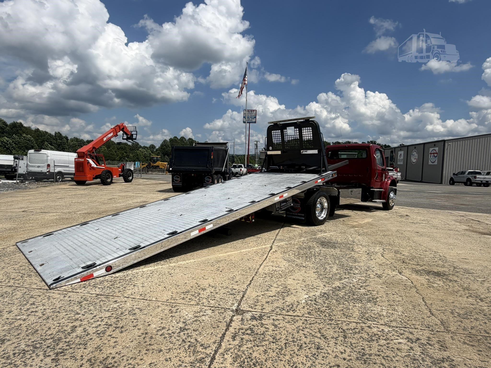 2018 FREIGHTLINER BUSINESS CLASS M2 106 photo 47