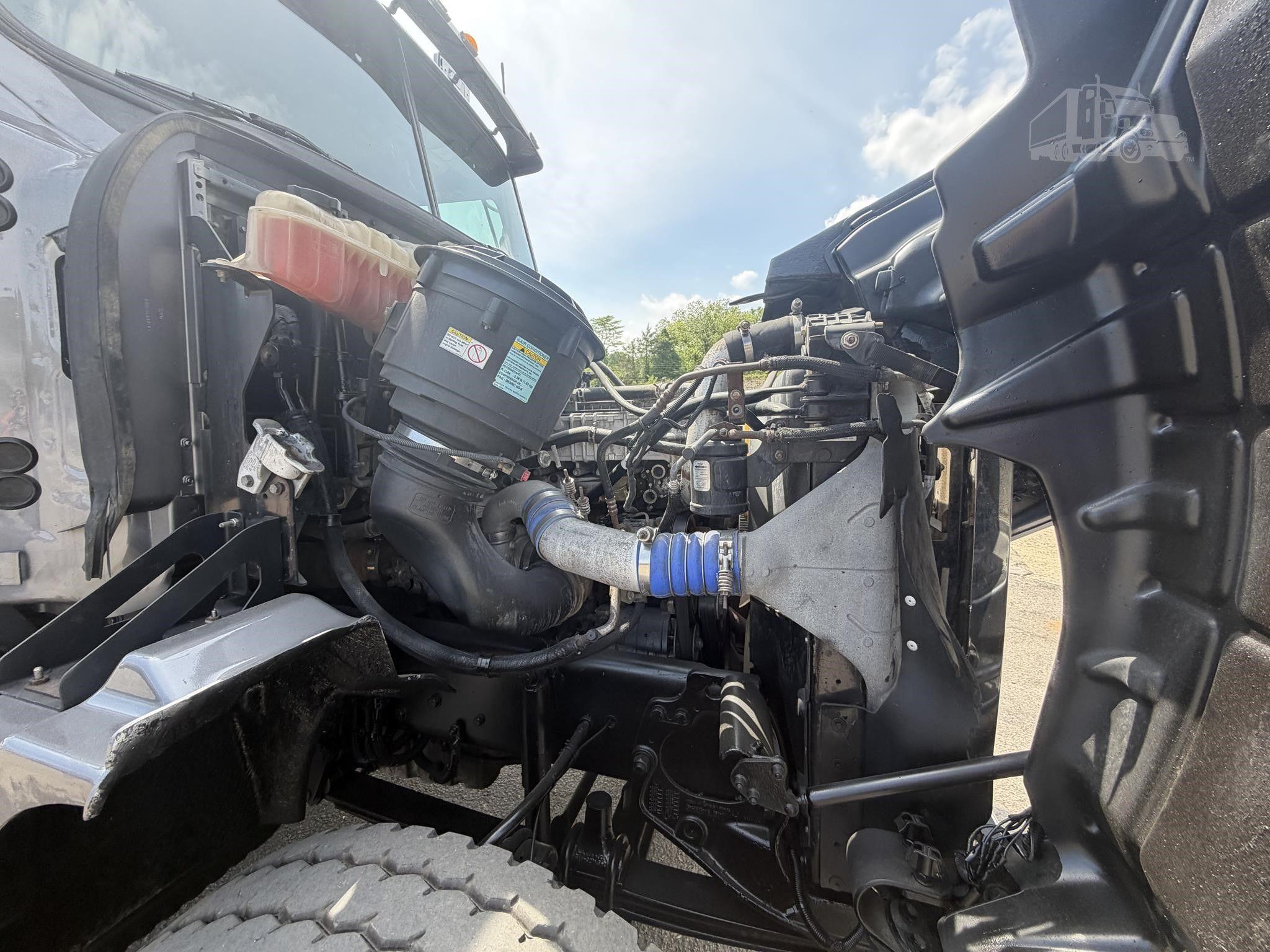 2015 WESTERN STAR 4700 photo 45