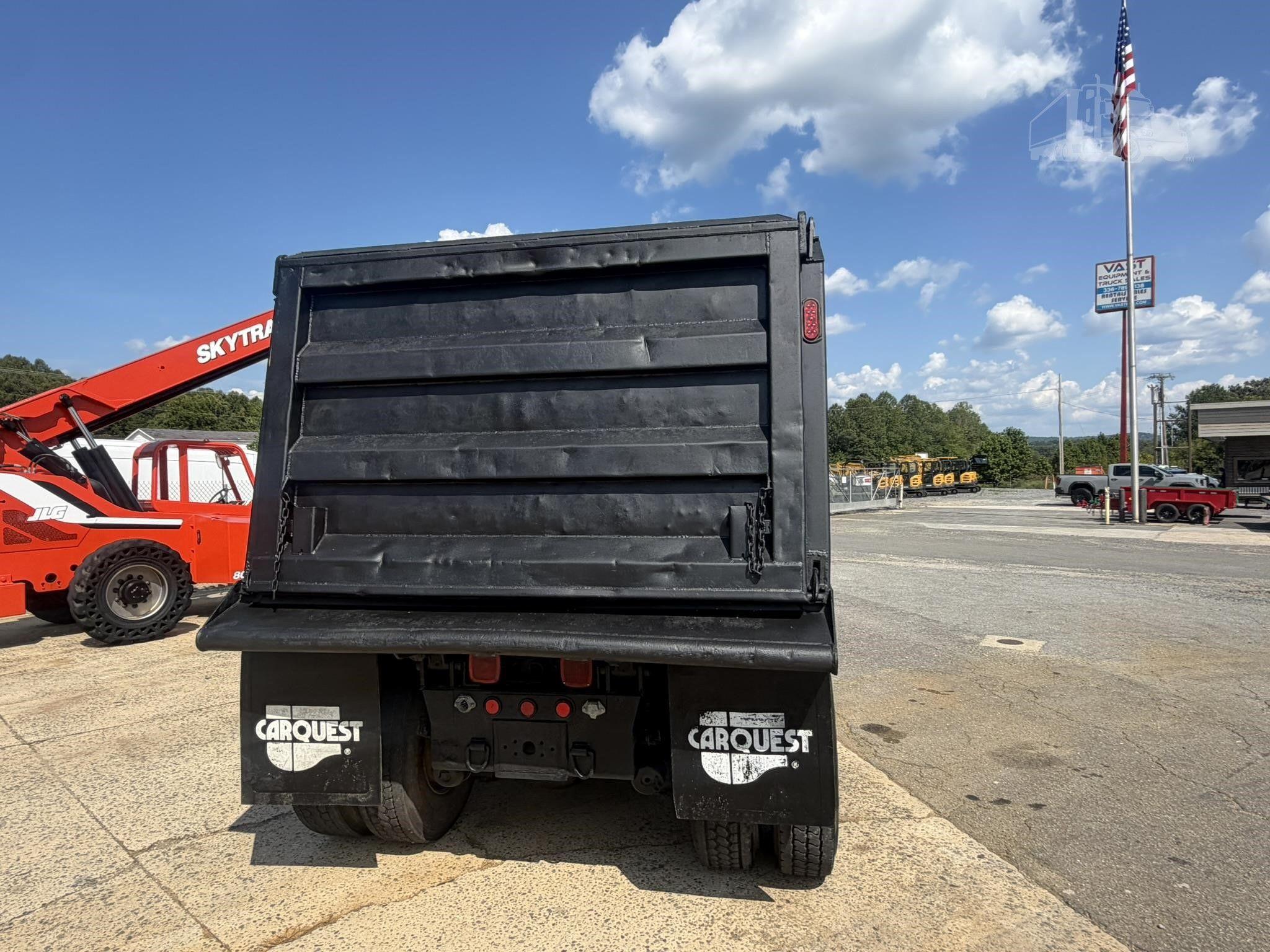 2007 PETERBILT 340 photo 34