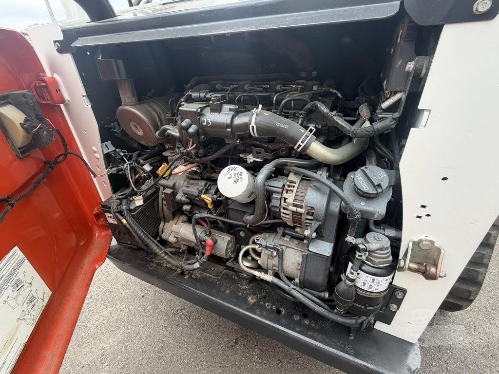 2018 BOBCAT T740 photo 23