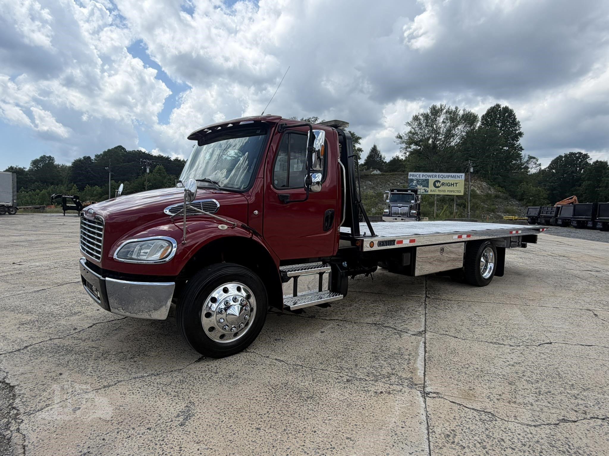 2018 FREIGHTLINER BUSINESS CLASS M2 106 photo 3