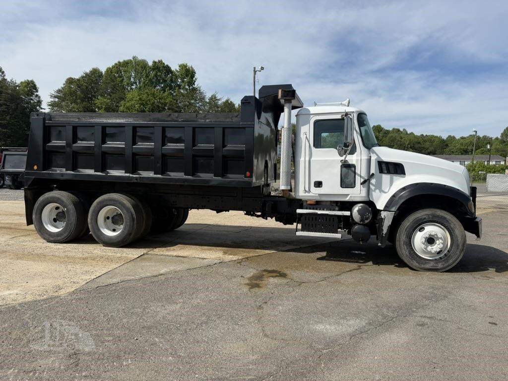 2009 MACK GRANITE GU713 photo 2