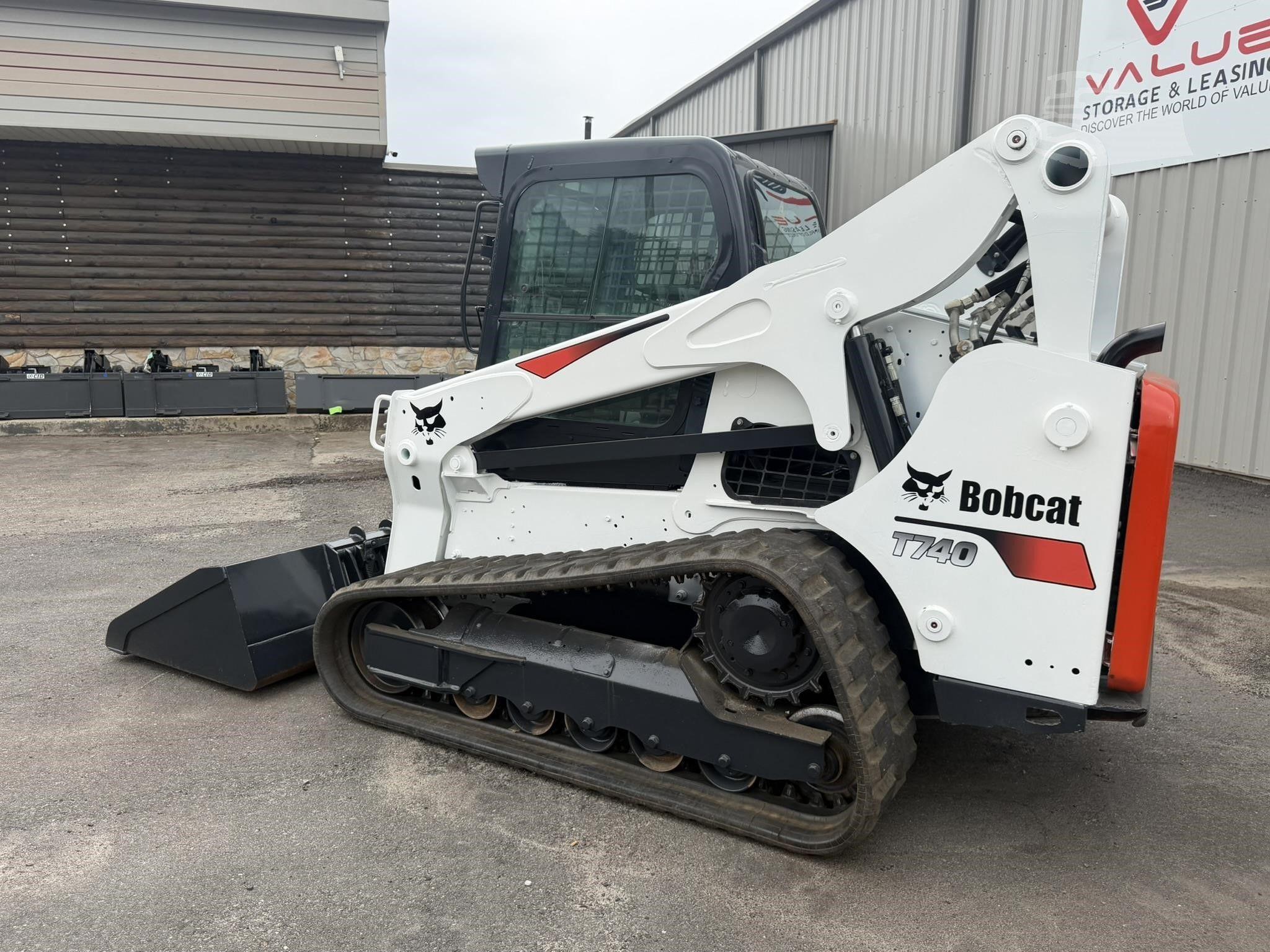 2018 BOBCAT T740 photo 10