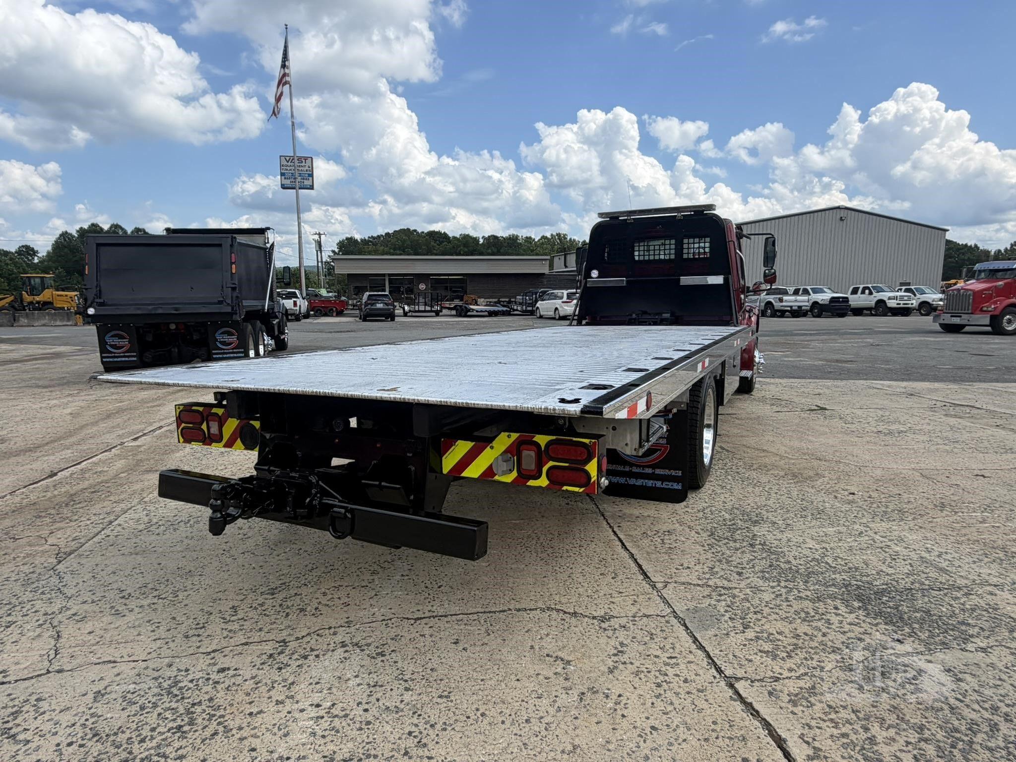2018 FREIGHTLINER BUSINESS CLASS M2 106 photo 24
