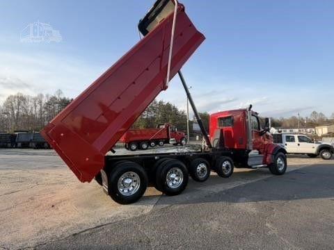 2022 PETERBILT 567 photo 24