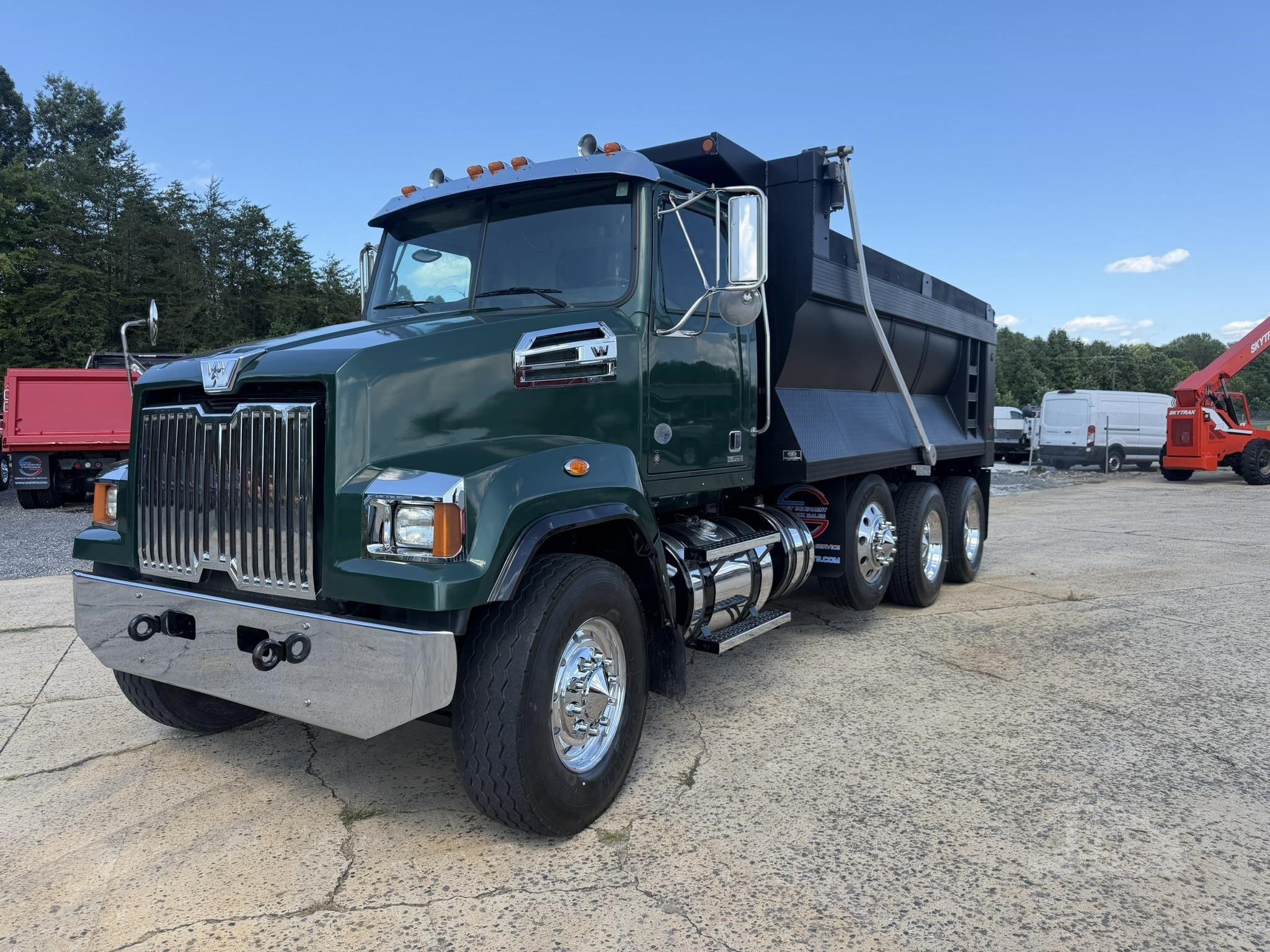 2016 WESTERN STAR 4700 photo 2
