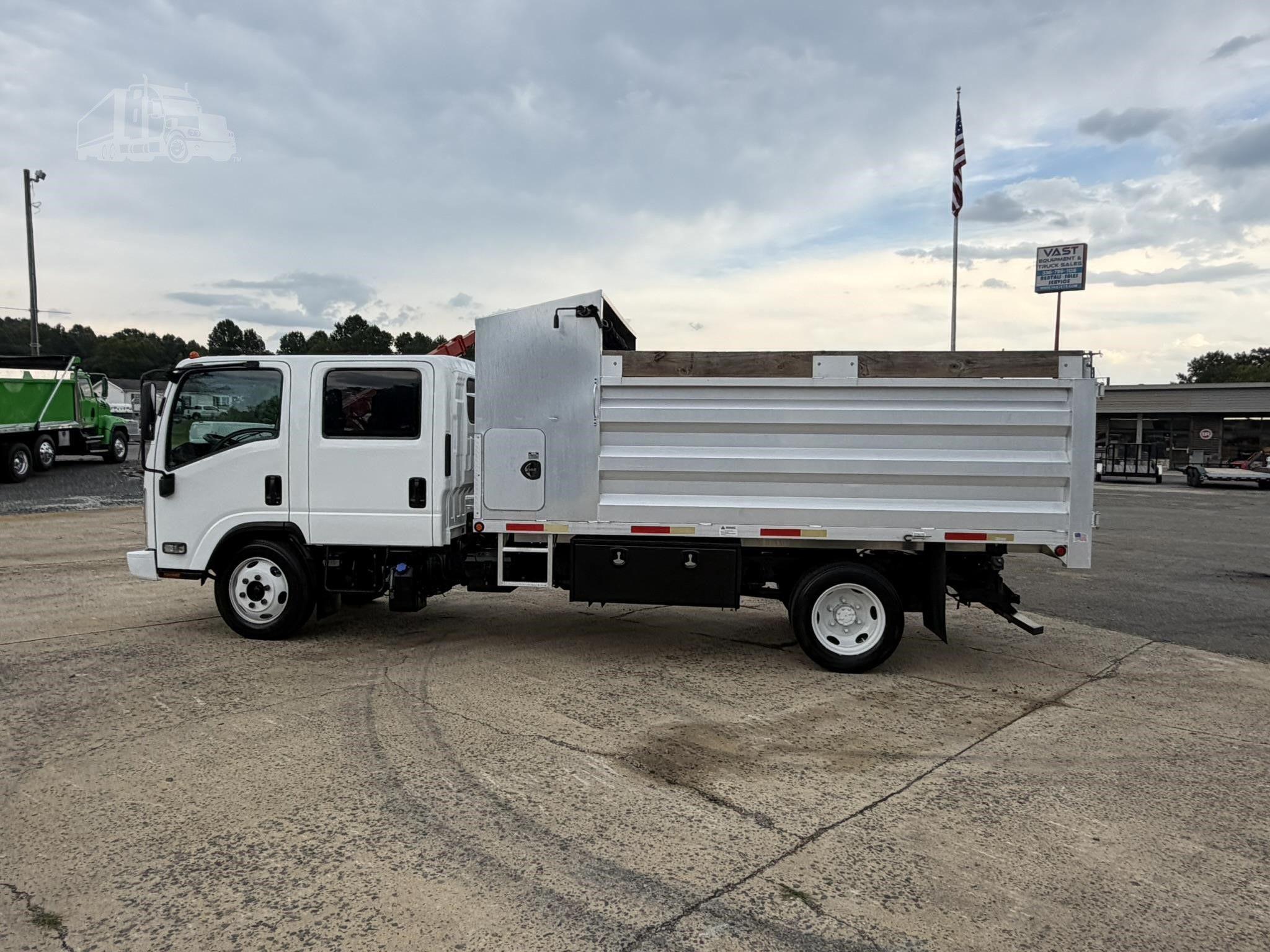 2016 ISUZU NPR HD photo 14