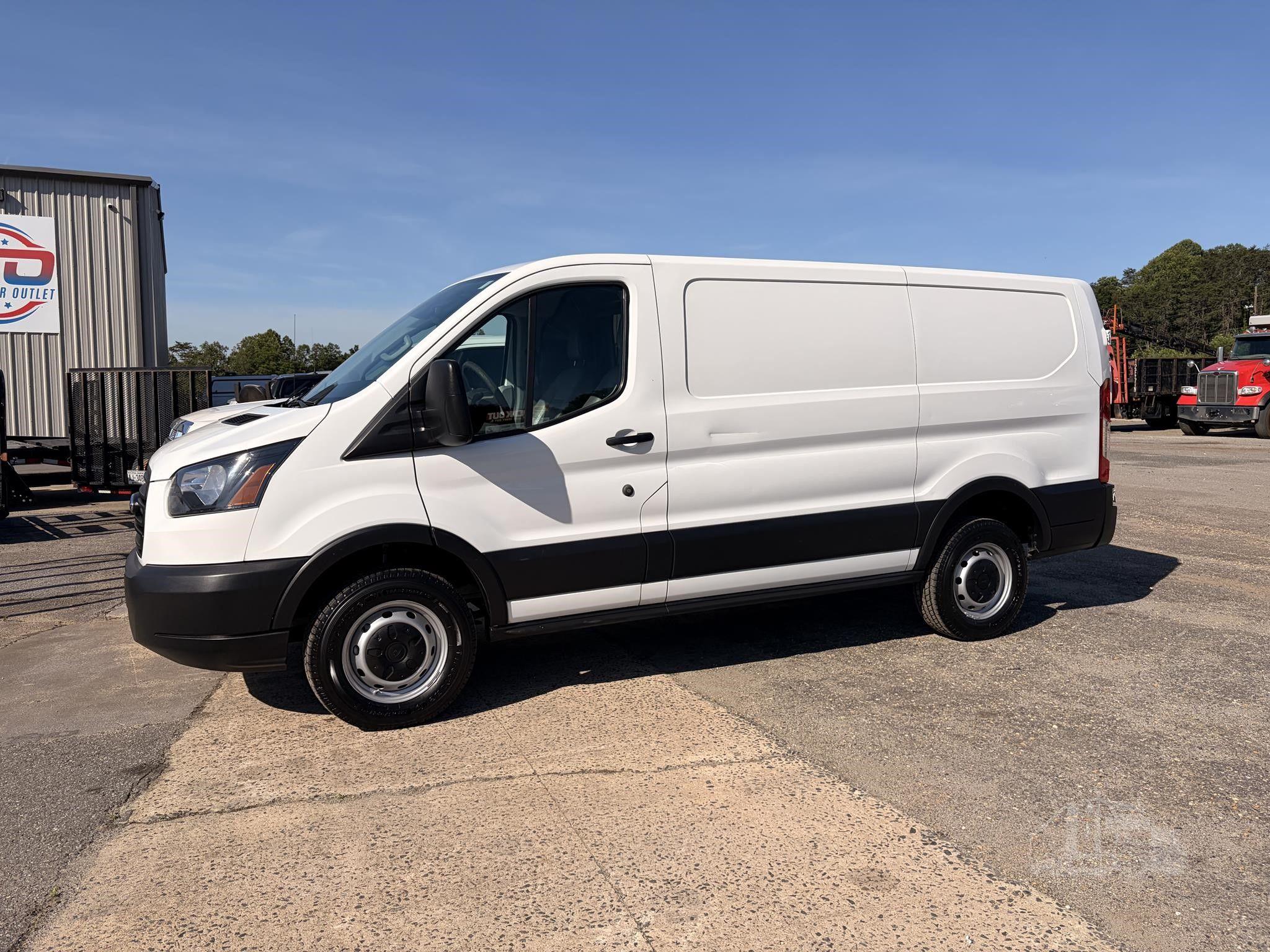 2018 FORD TRANSIT photo 5