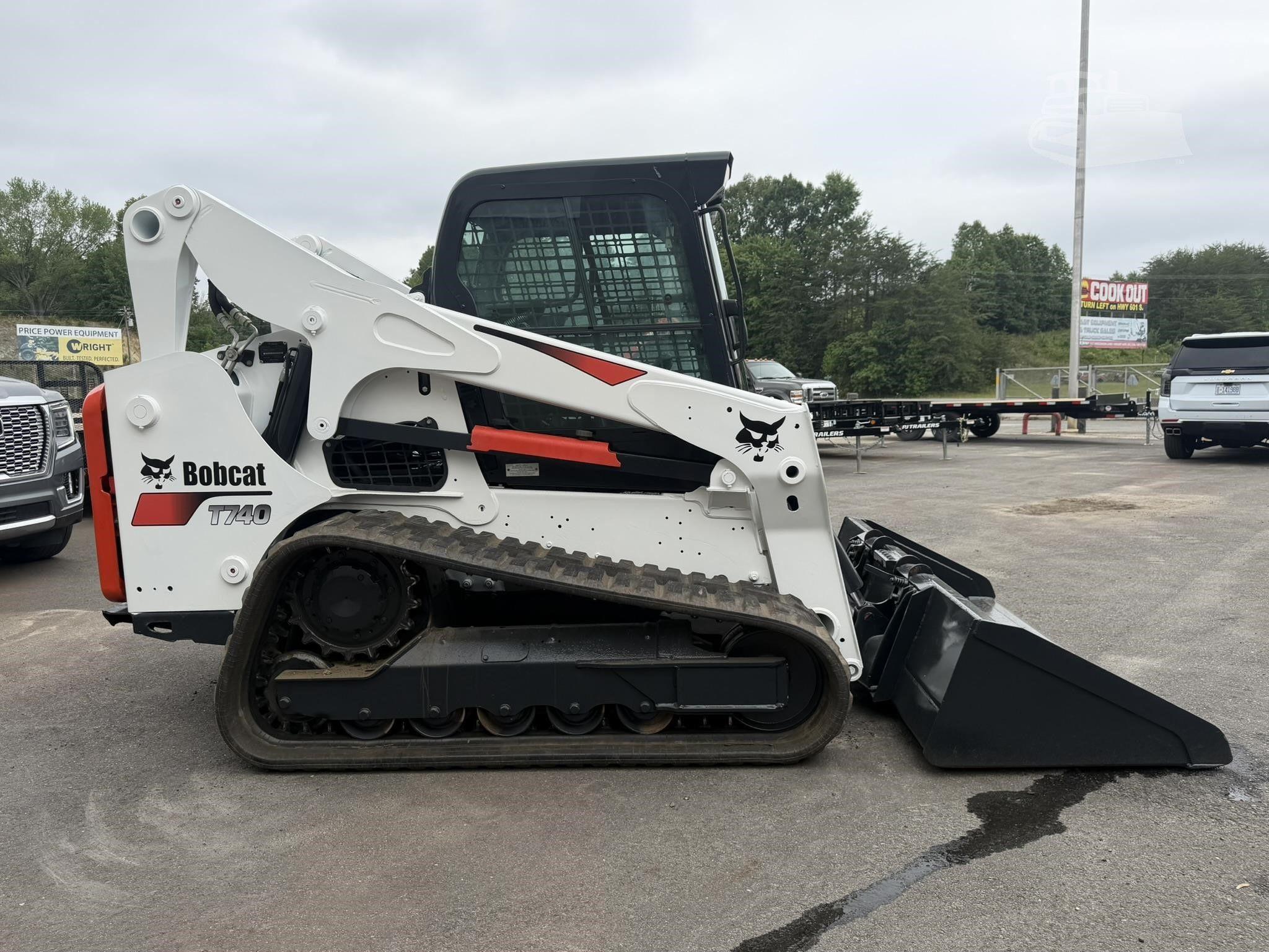 2018 BOBCAT T740 photo 5
