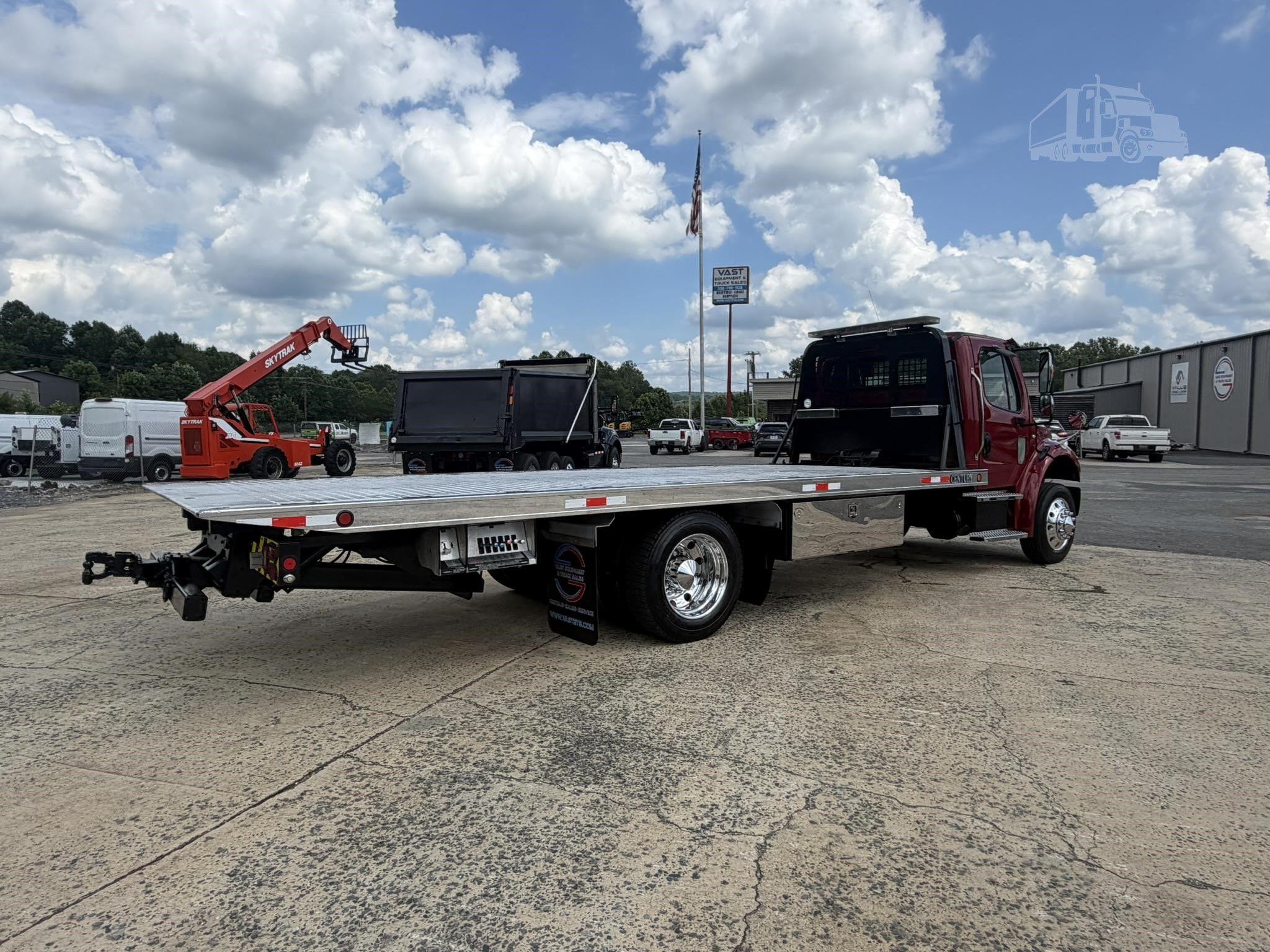 2018 FREIGHTLINER BUSINESS CLASS M2 106 photo 20