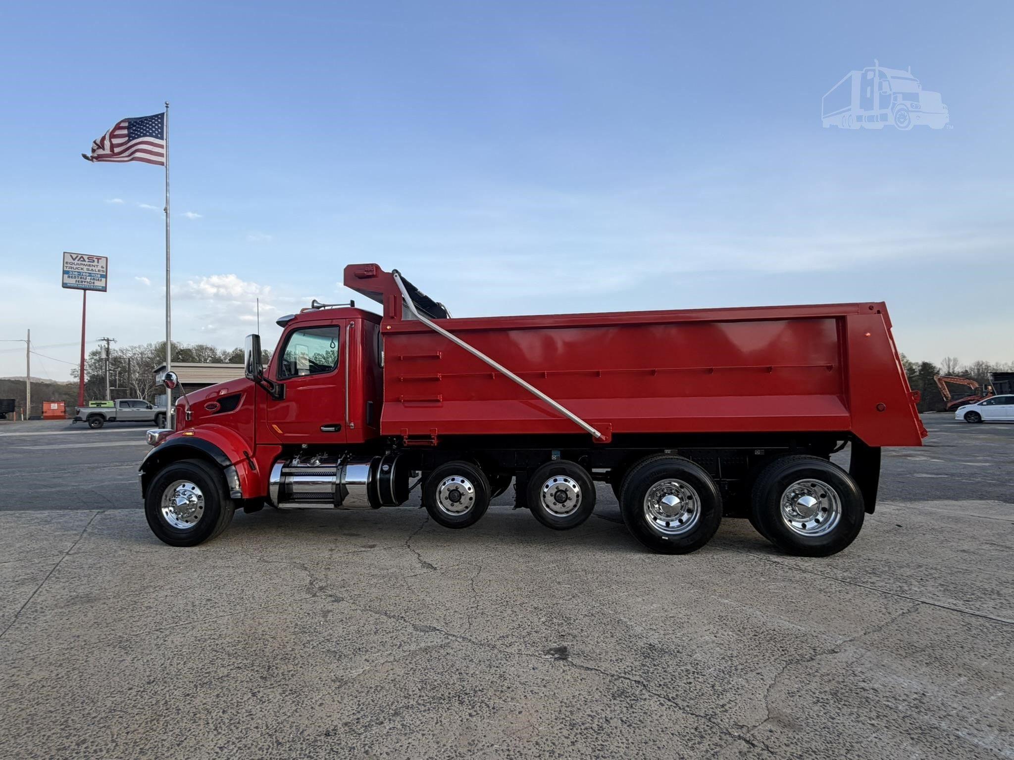 2022 PETERBILT 567 photo 37