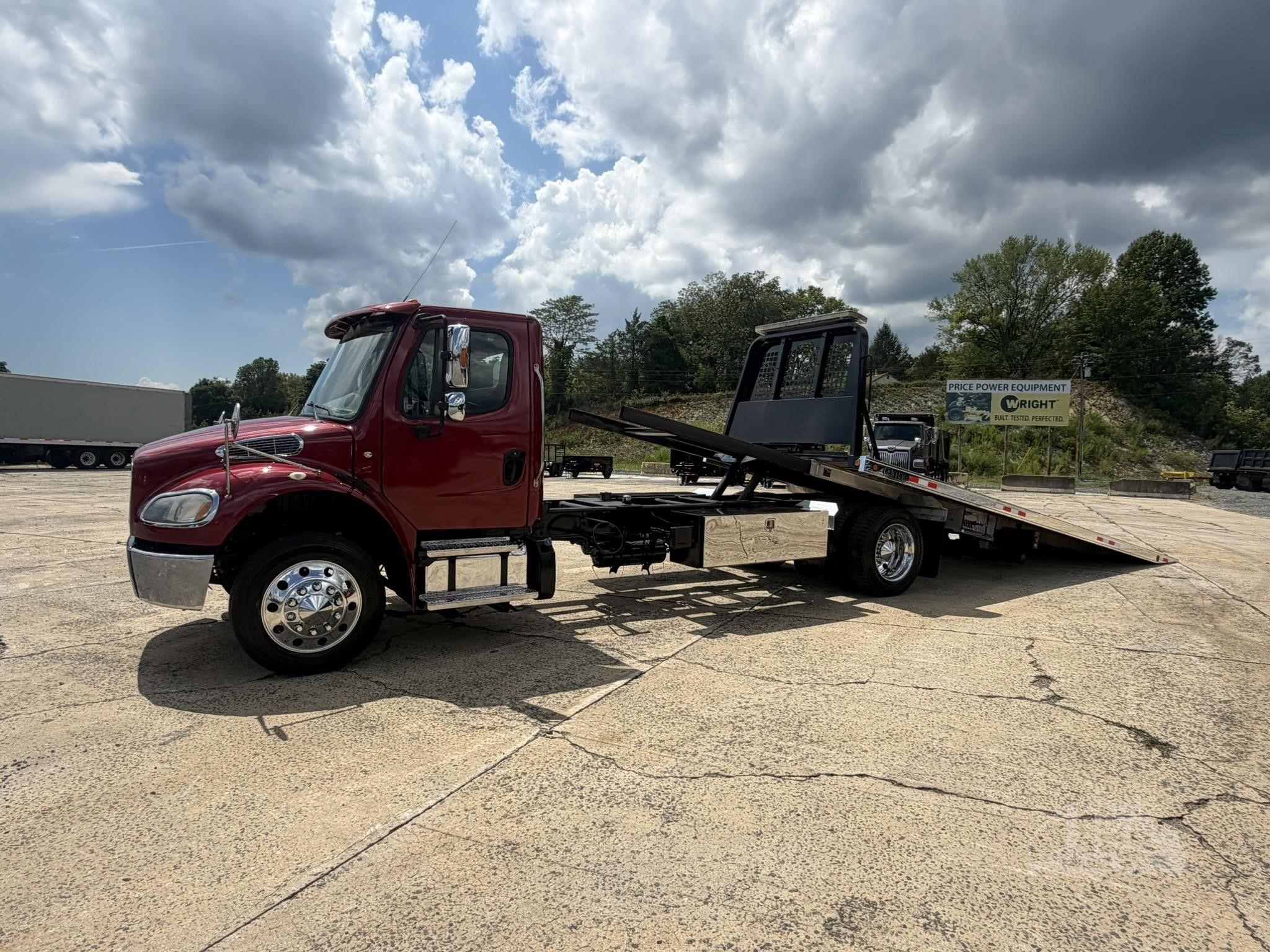 2018 FREIGHTLINER BUSINESS CLASS M2 106 photo 26