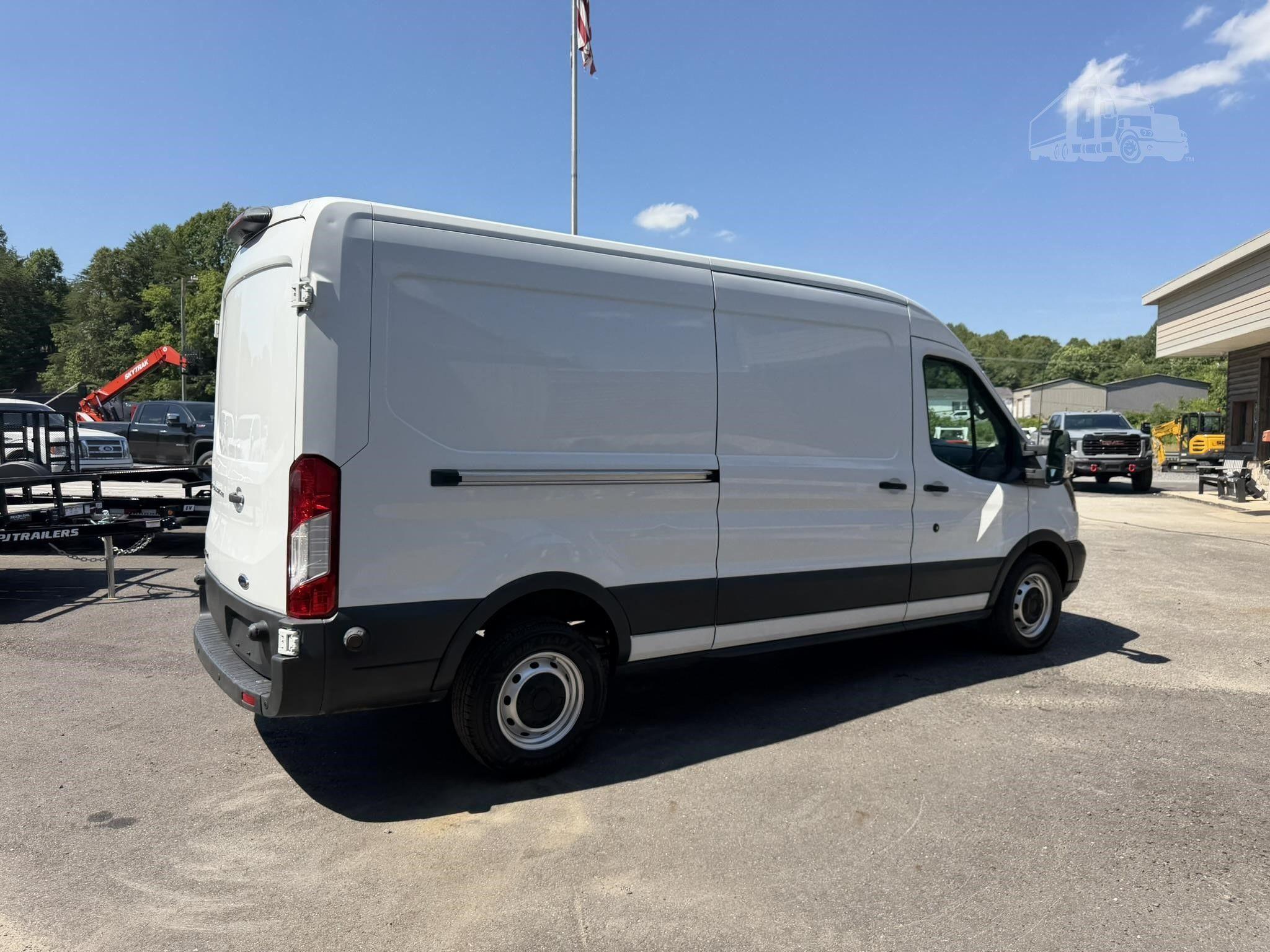 2018 FORD TRANSIT photo 11