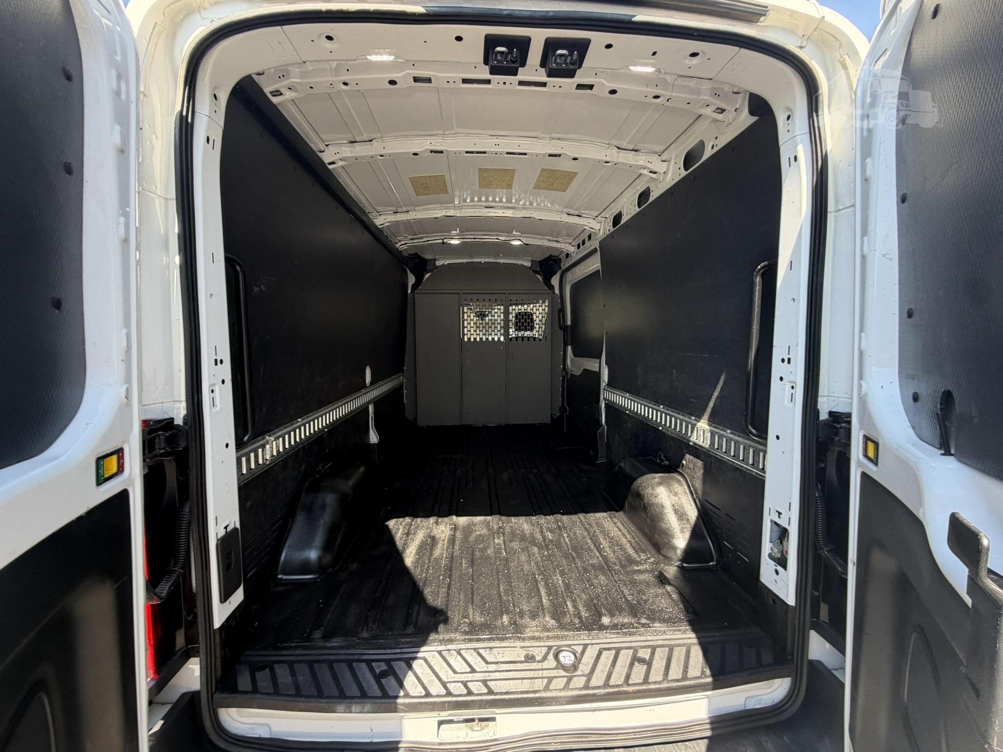 2018 FORD TRANSIT photo 24