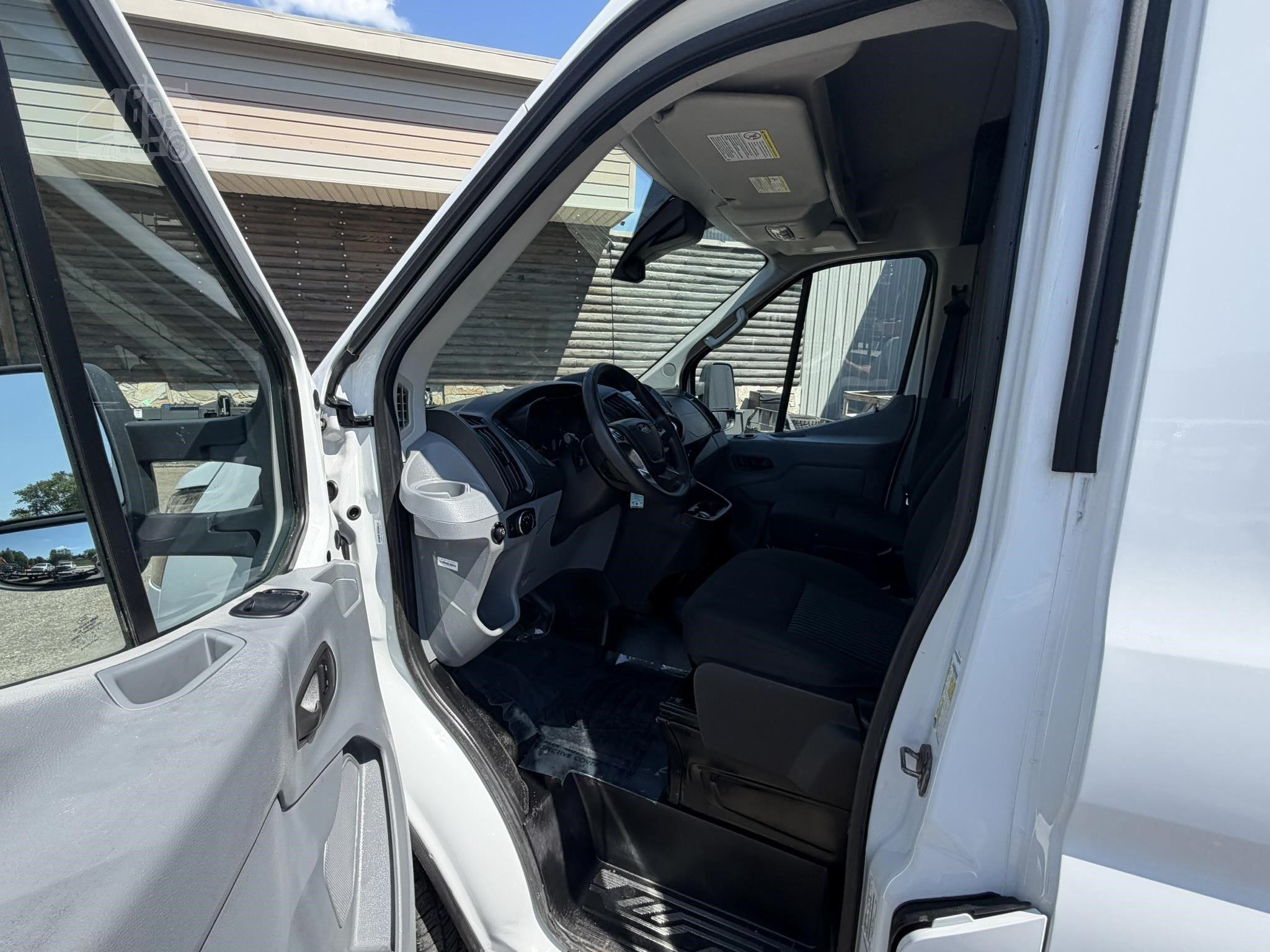 2018 FORD TRANSIT photo 20