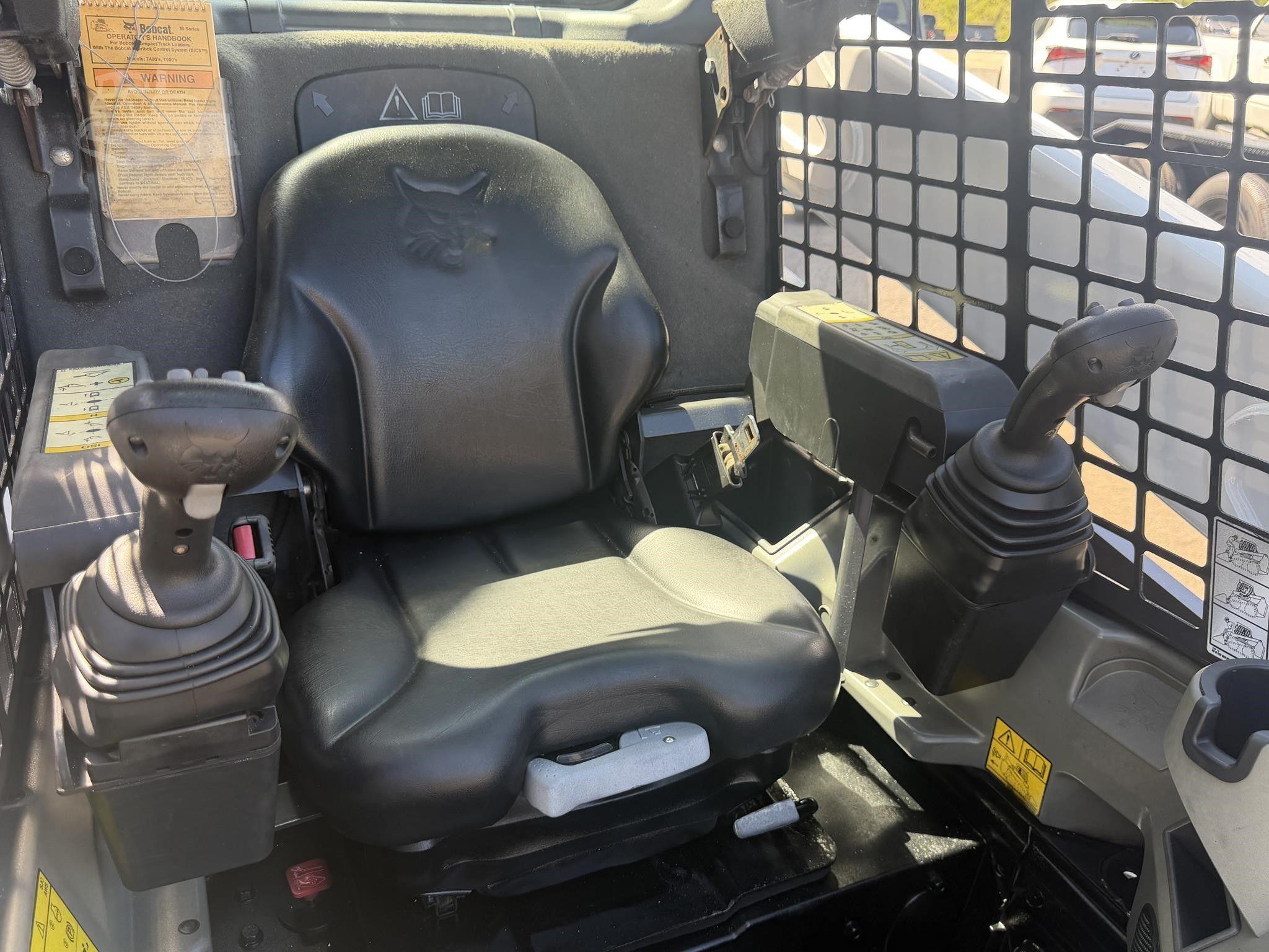 2023 BOBCAT T595 photo 21