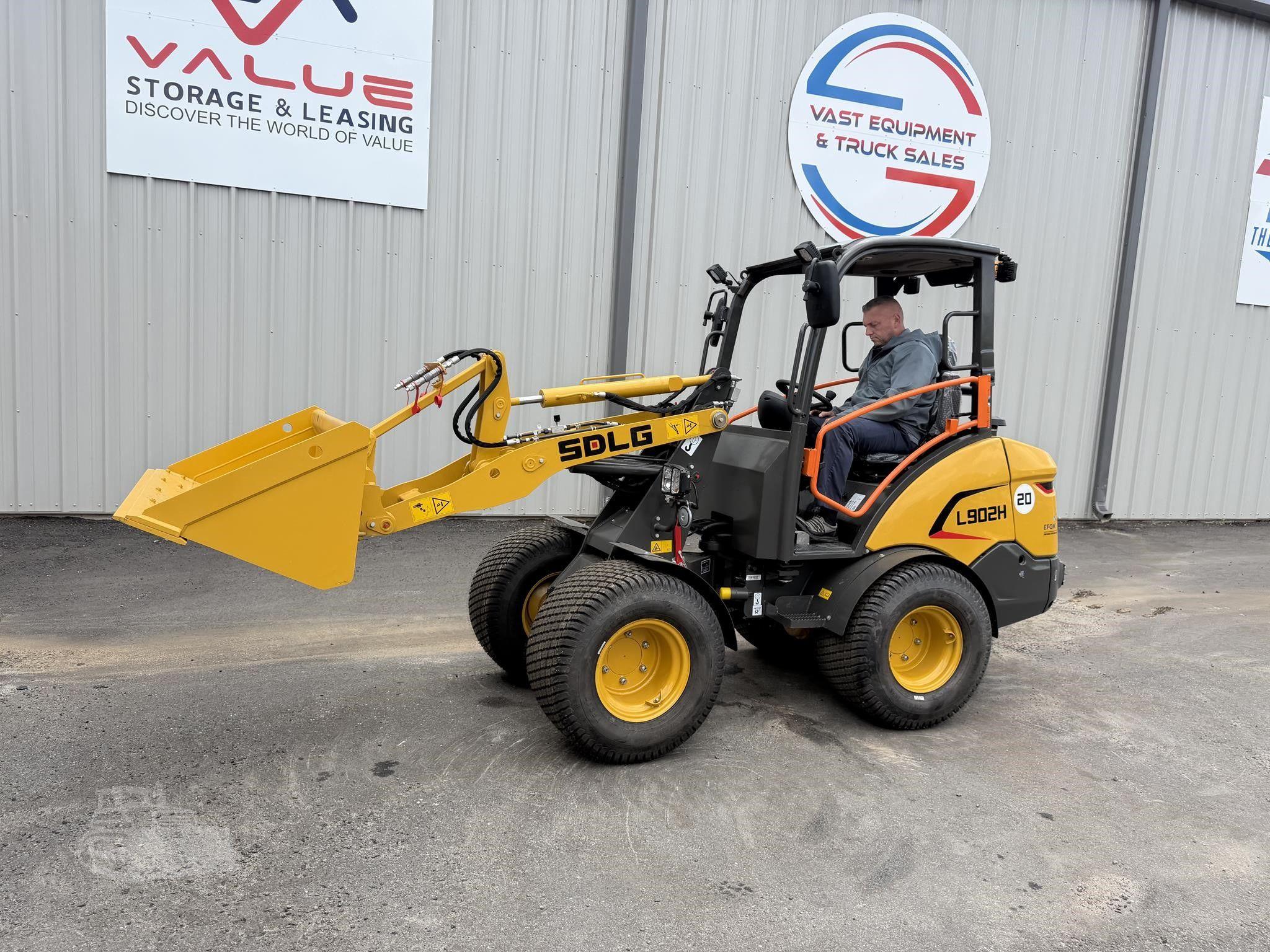 2026 SDLG L902H photo 3