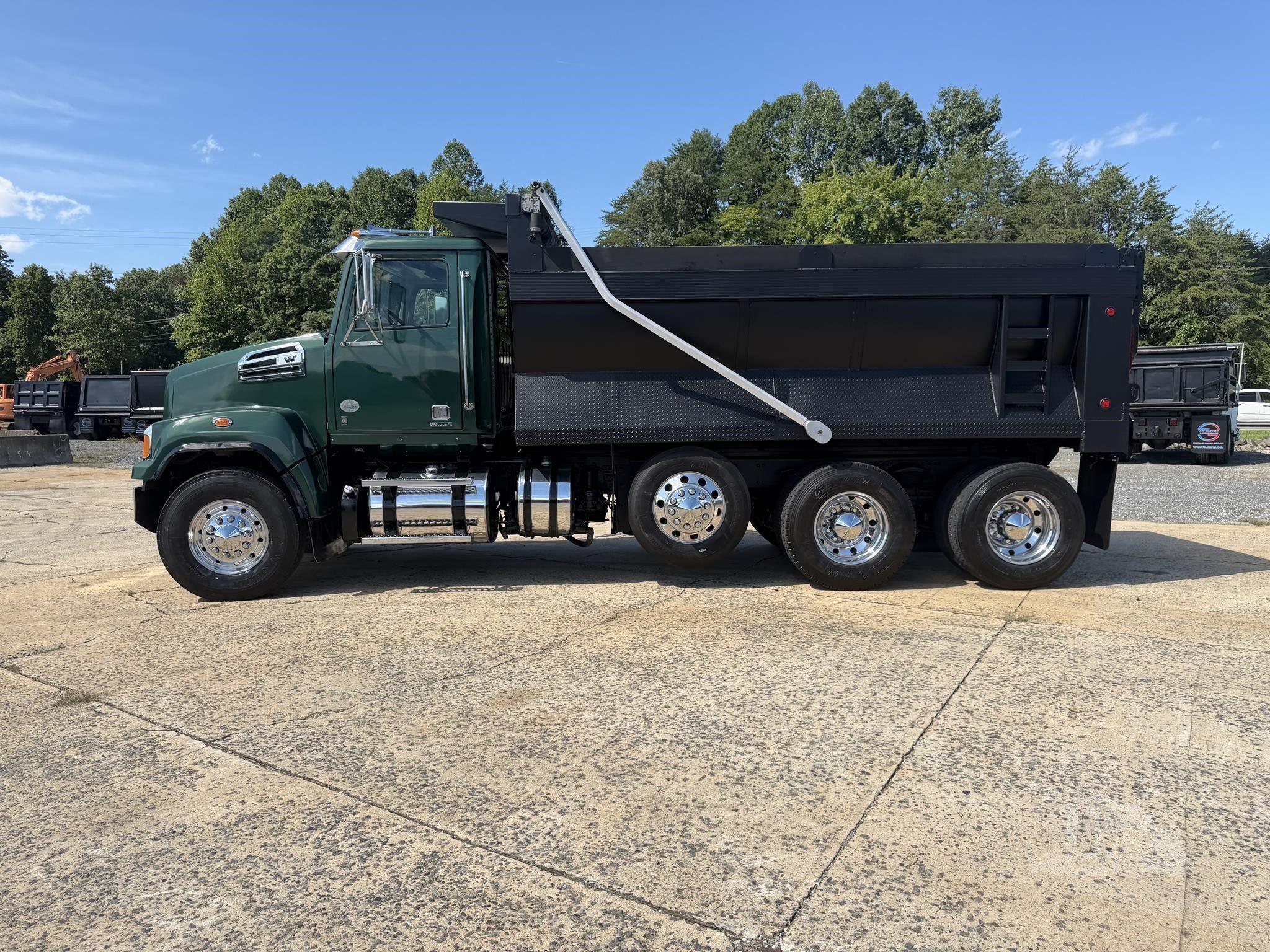 2016 WESTERN STAR 4700 photo 15