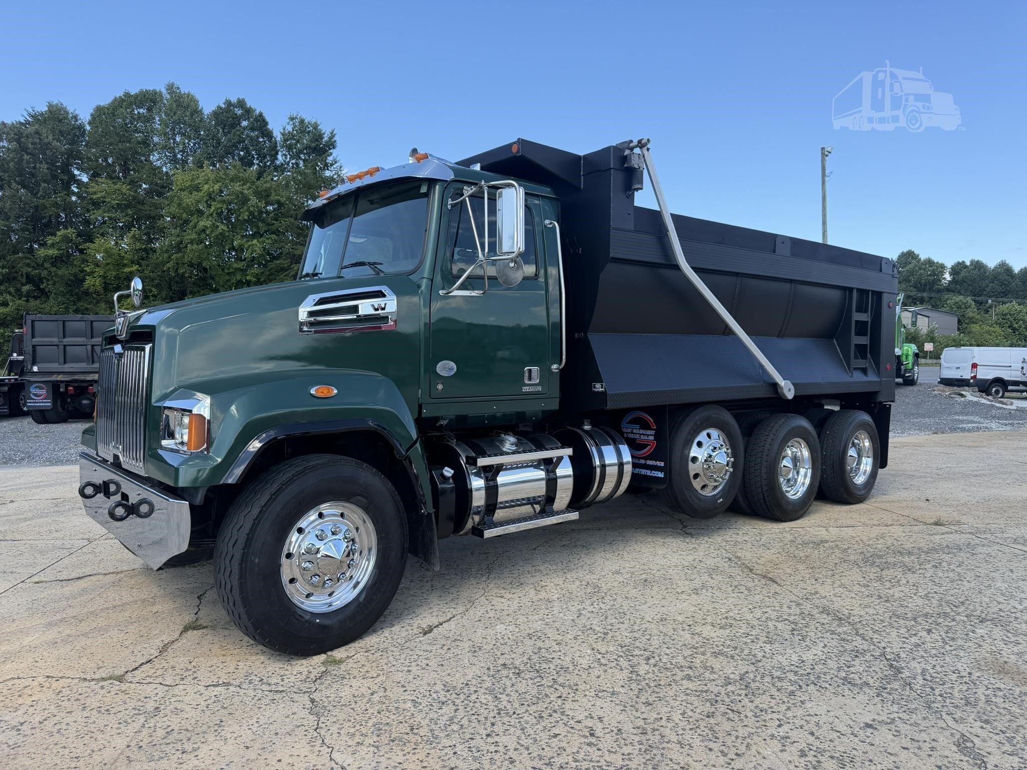 2016 WESTERN STAR 4700
