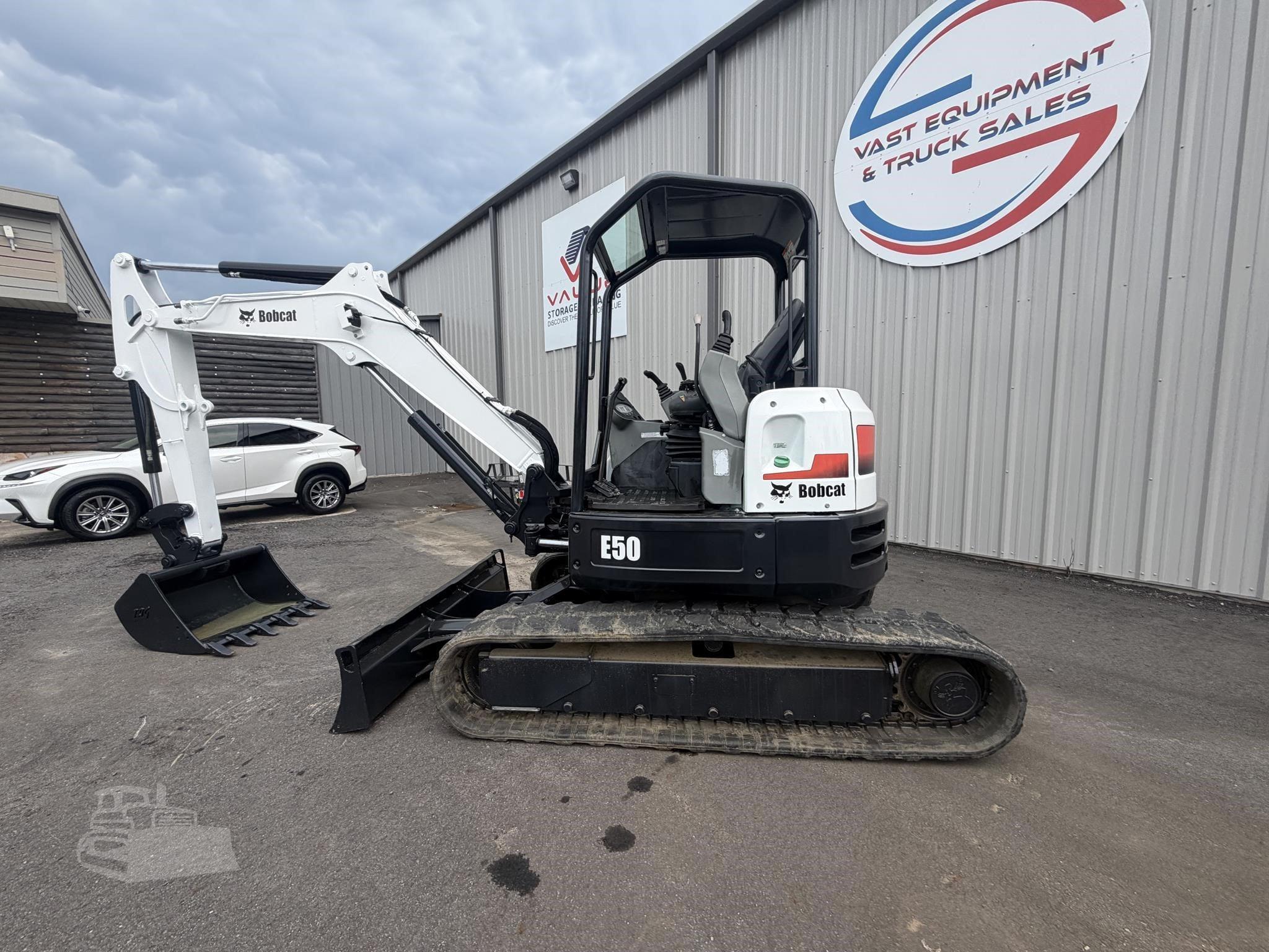 2019 BOBCAT E50 photo 12