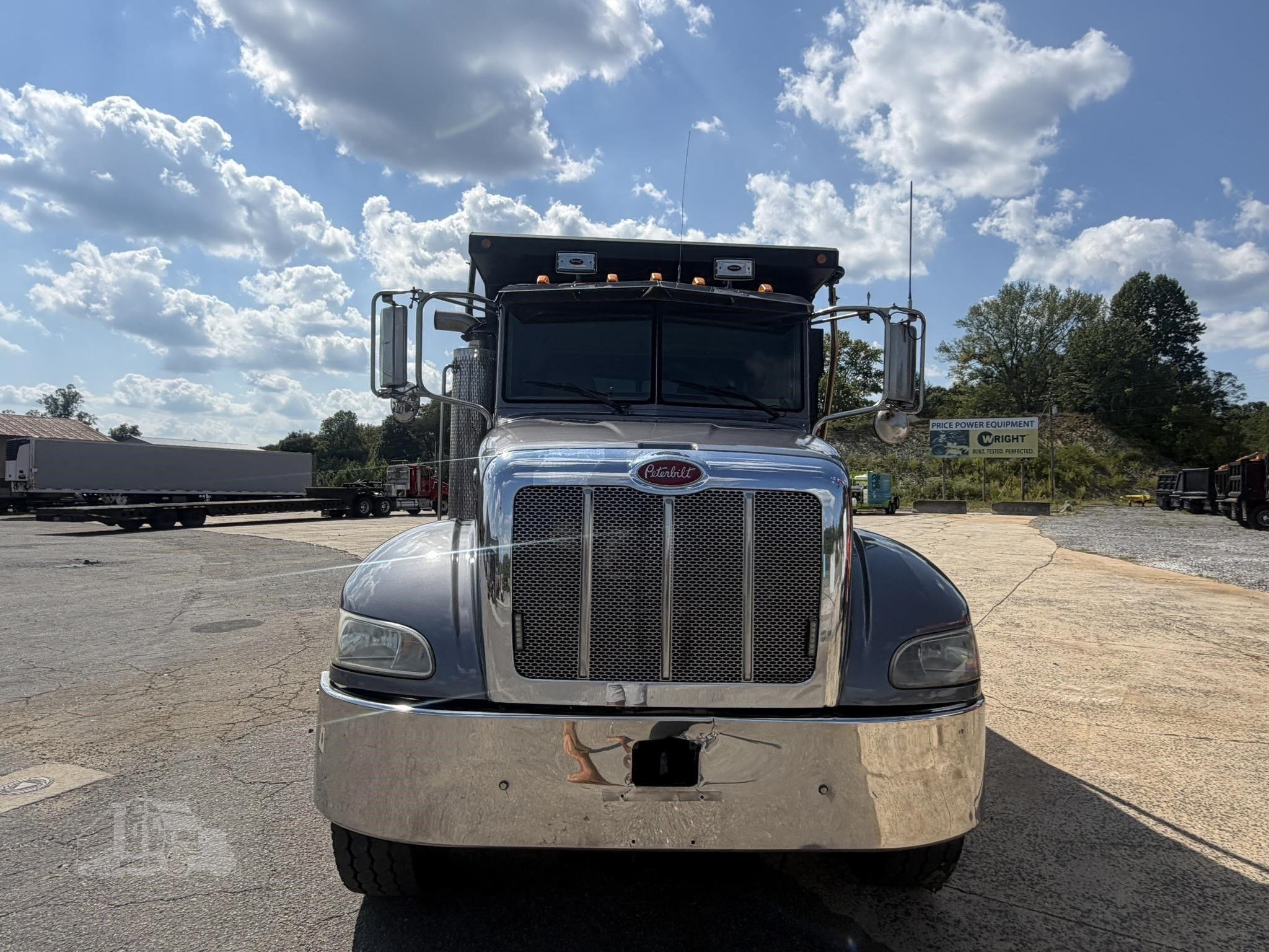 2007 PETERBILT 340 photo 20